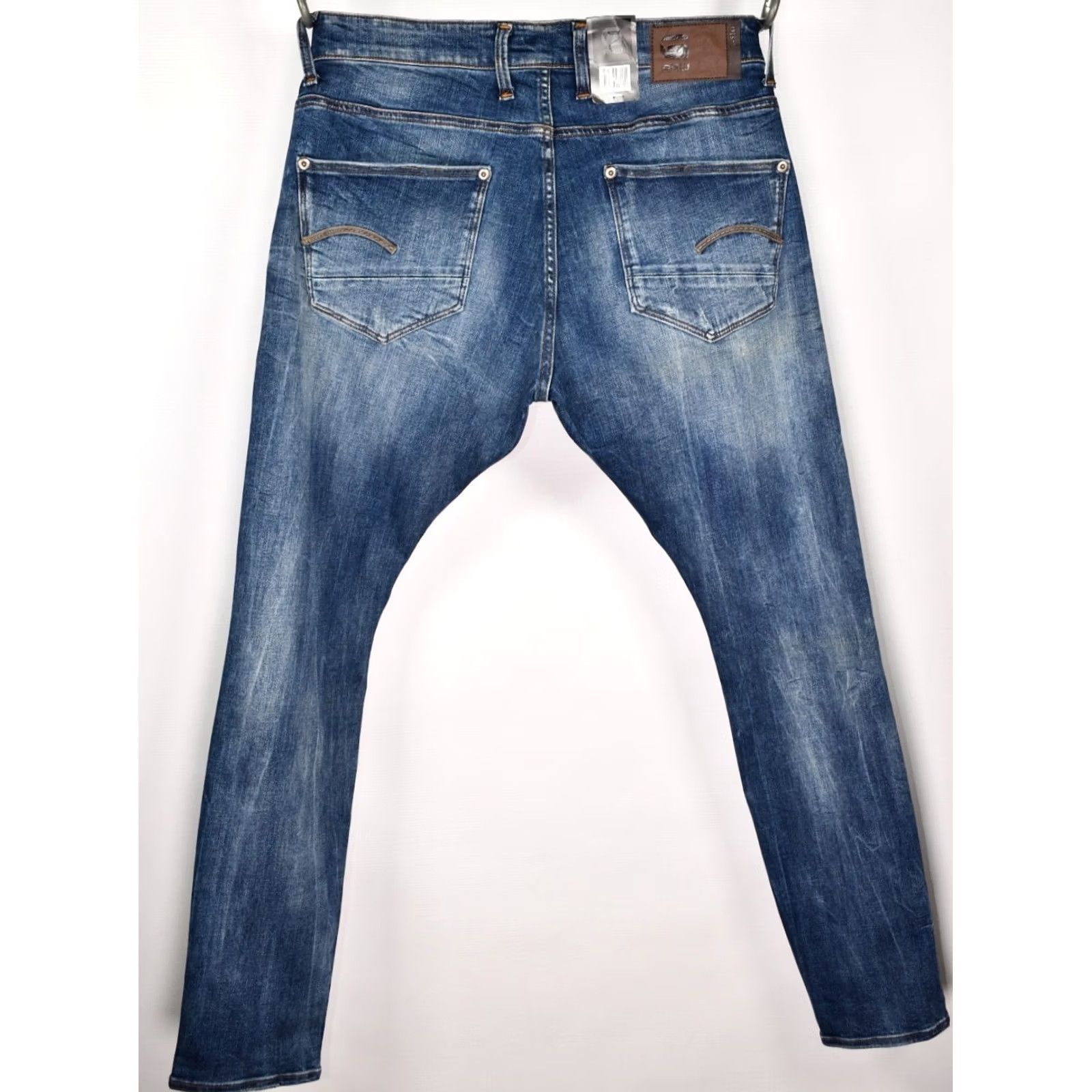 G-Star G-Star REVEND SKINNY Jeans Main Selling Point CATEGORY: Jeans | Size: W36/L32 | Color: Blue | 5-Pocket Design | Inseam 32 | Inseam 31.5" Size US 36 / EU 52 - 4 Thumbnail