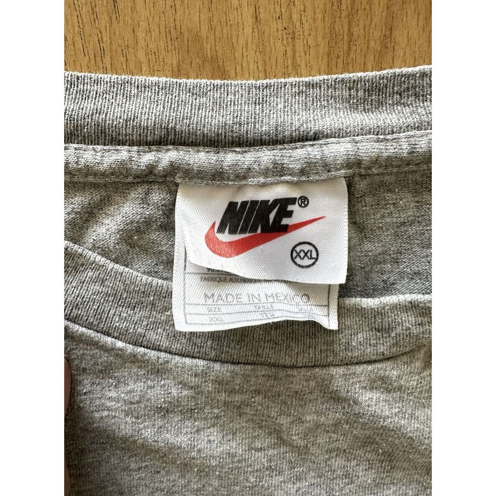 Nike Vintage 90s Nike White Tag Center Swoosh Short Sleeve Shirt XXL Big Graphic Size US XXL / EU 58 / 5 - 3 Thumbnail