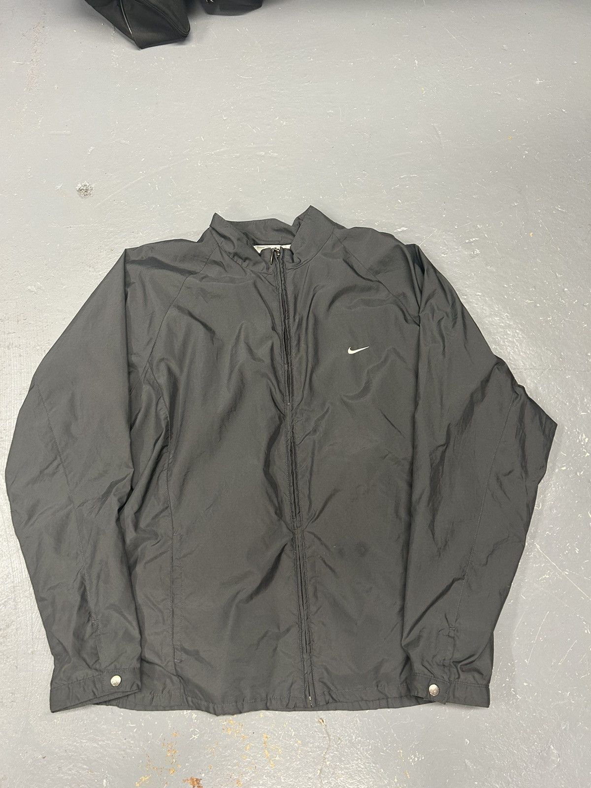 Nike × Vintage Crazy Vintage Y2K Essential Grey Nike Windbreaker Jacket Size US M / EU 48-50 / 2 - 1 Thumbnail