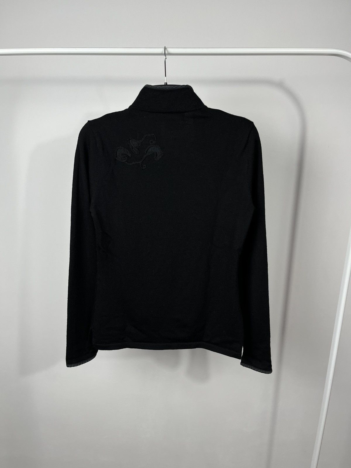 Shanghai Tang Shanghai Tang Wool Sweater Black Embroidered Floral Style M Size M / US 6-8 / IT 42-44 - 9 Thumbnail