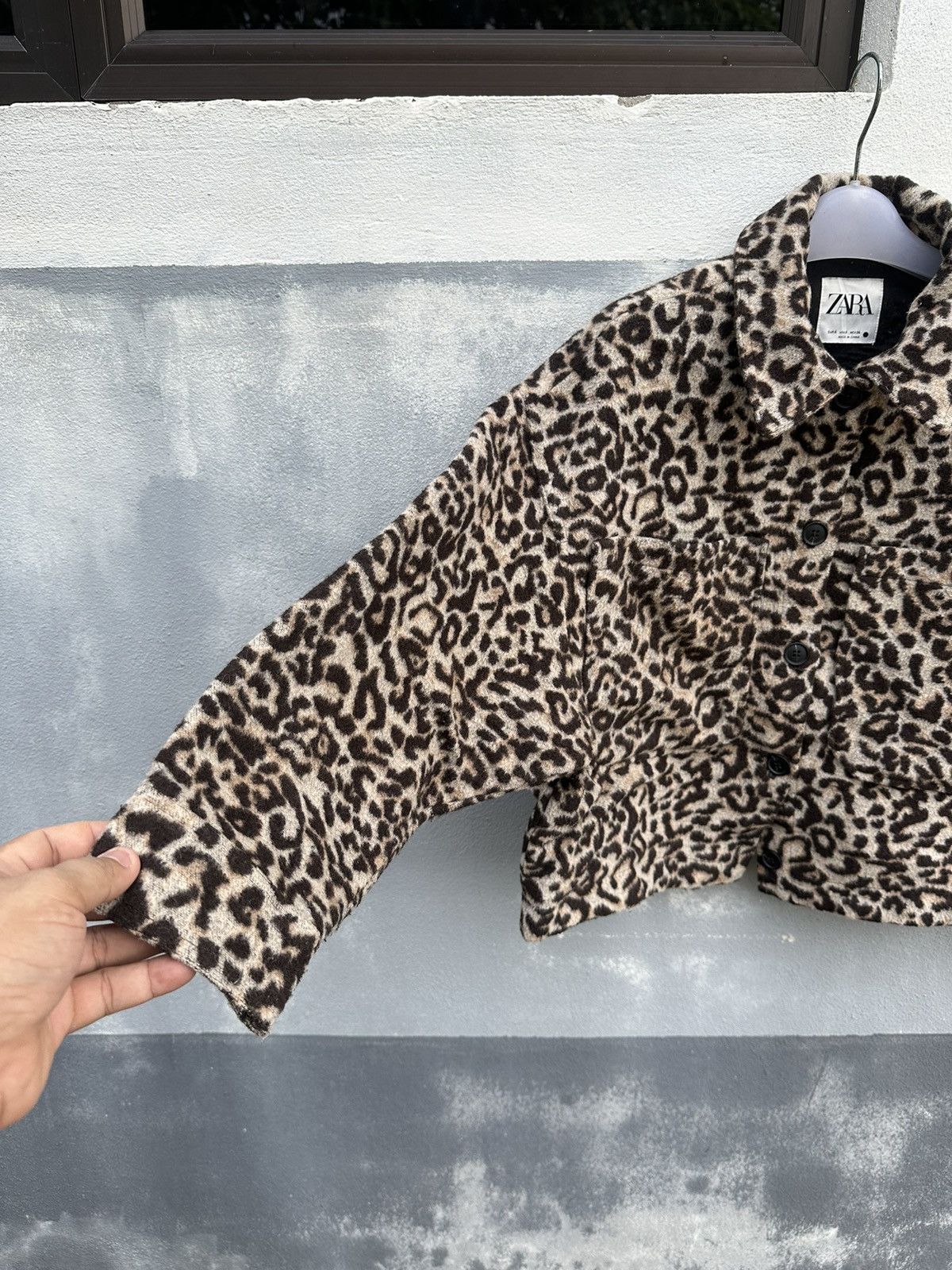 Zara Zara leopard cropped button jacket Size S / US 4 / IT 40 - 5 Thumbnail