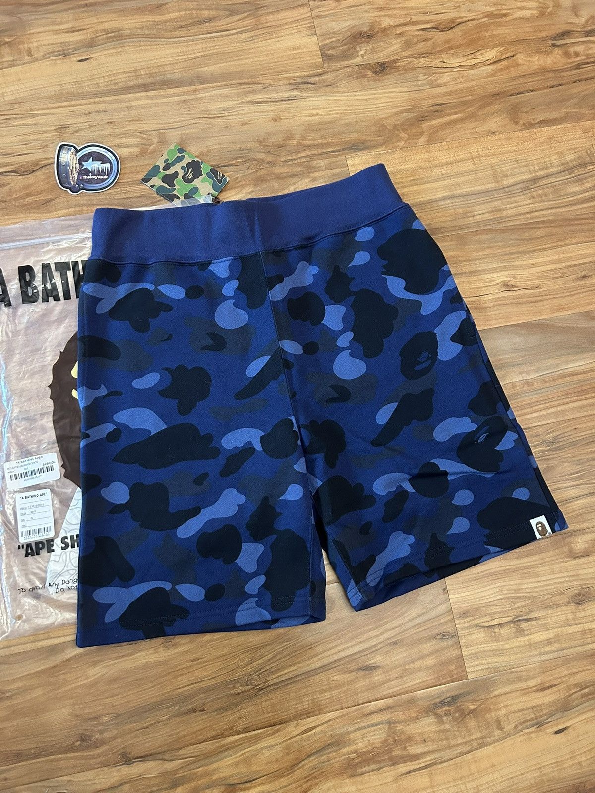 Bape NEW Bape Navy Camo Sweat Shorts Size US 28 / EU 44 - 2 Thumbnail