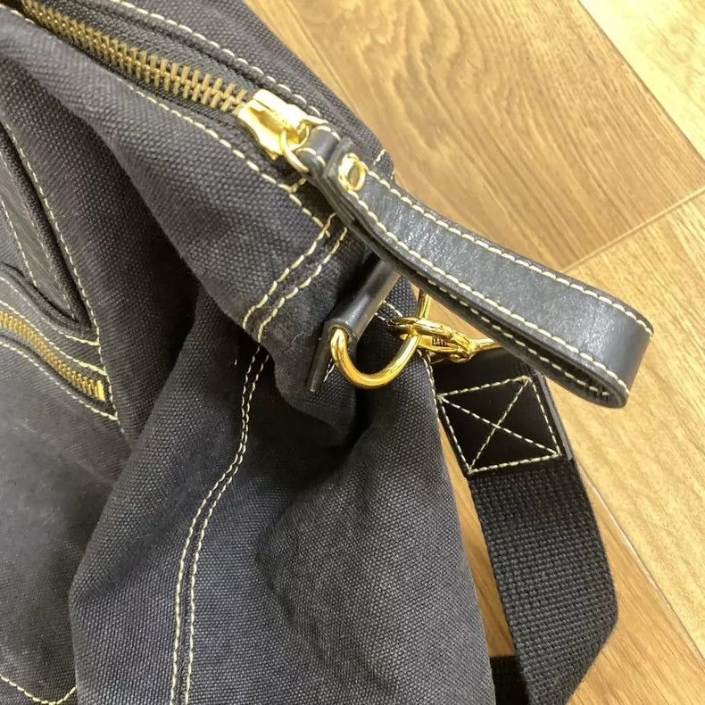 Vivienne Westwood Vivienne Westwood size os Used large water-washed cloth Sat Size ONE SIZE - 9 Thumbnail