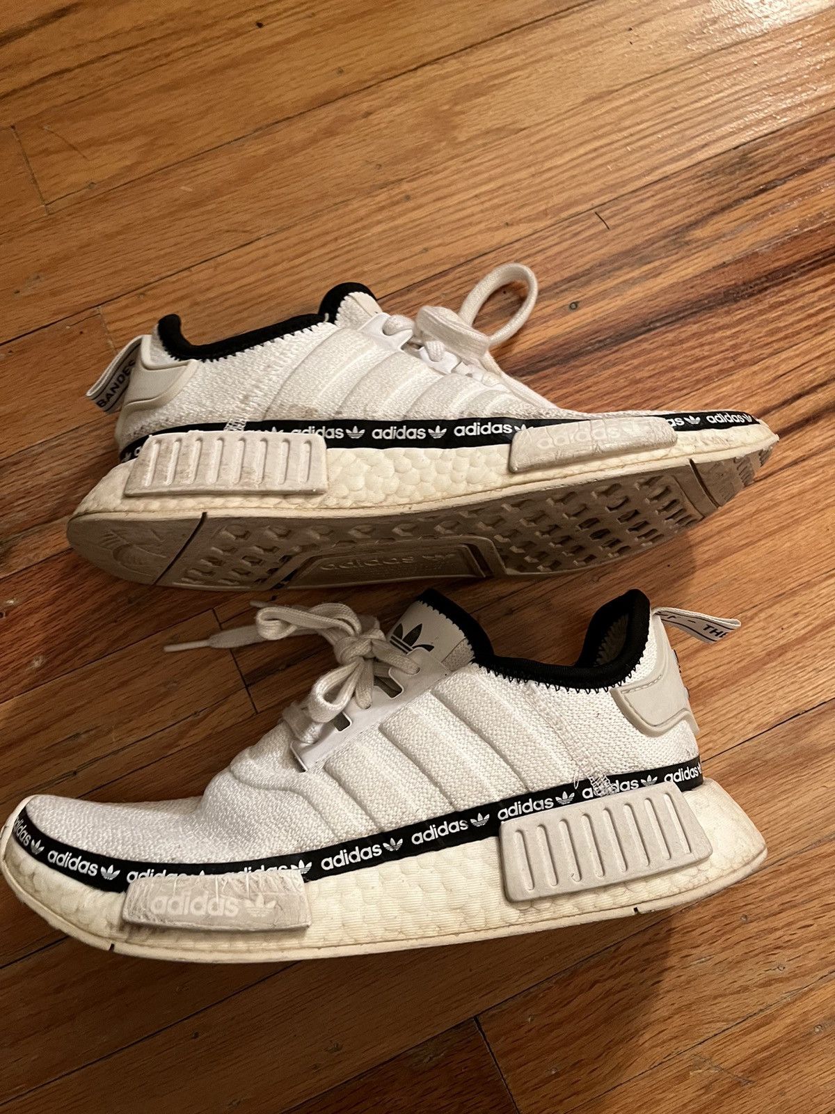 Adidas NMD_R1 White Tape Logo Size US 9.5 / IT 39.5 - 3 Thumbnail