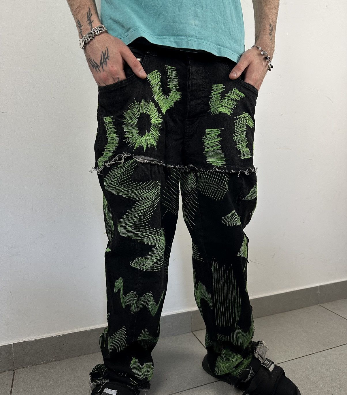 Designer × Japanese Brand RARE Custom Crazy Design Denim Jeans Pants Size US 32 / EU 48 - 1 Thumbnail