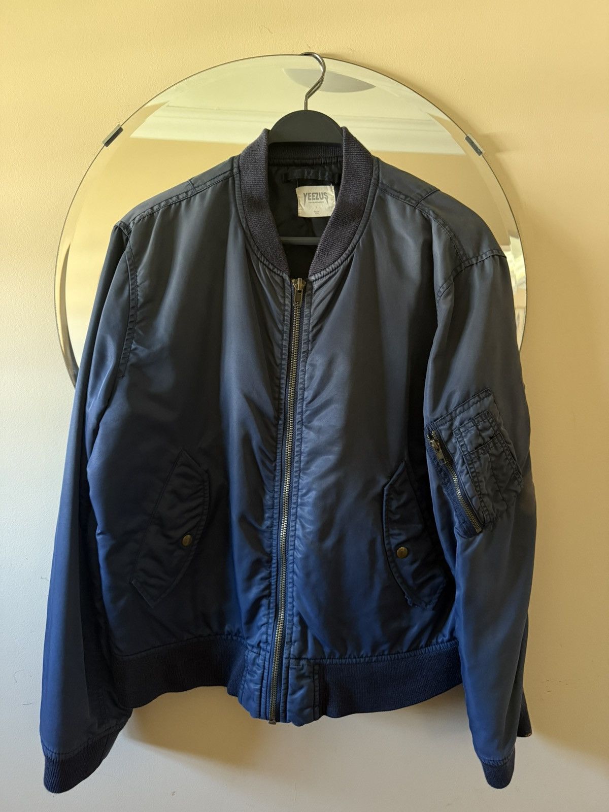 Yeezy VINTAGE YEEZUS TOUR CROSS BOMBER JACKET Size US L / EU 52-54 / 3 - 2 Thumbnail