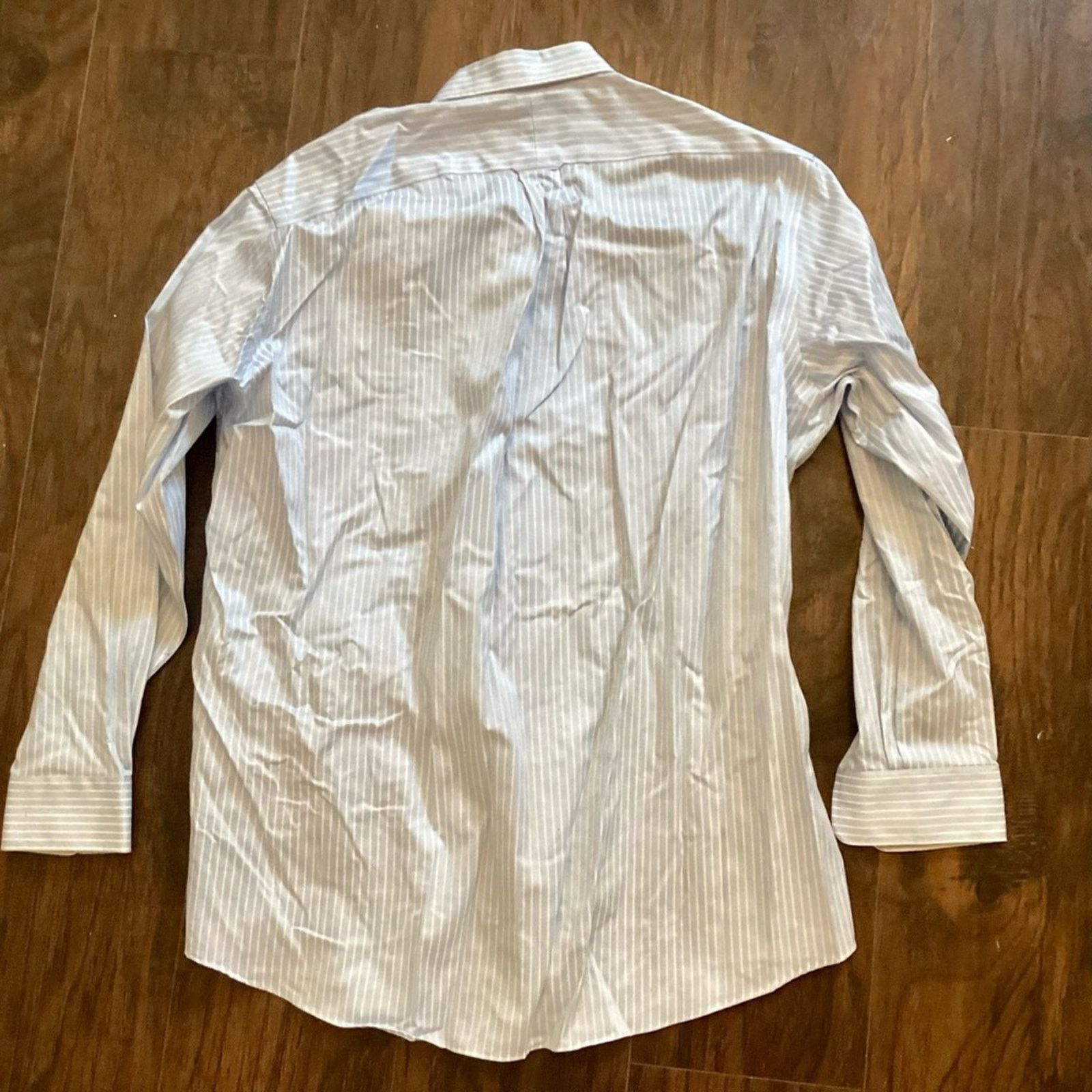 Kirkland Signature Kirkland Signature Button Down Size US L / EU 52-54 / 3 - 5 Thumbnail