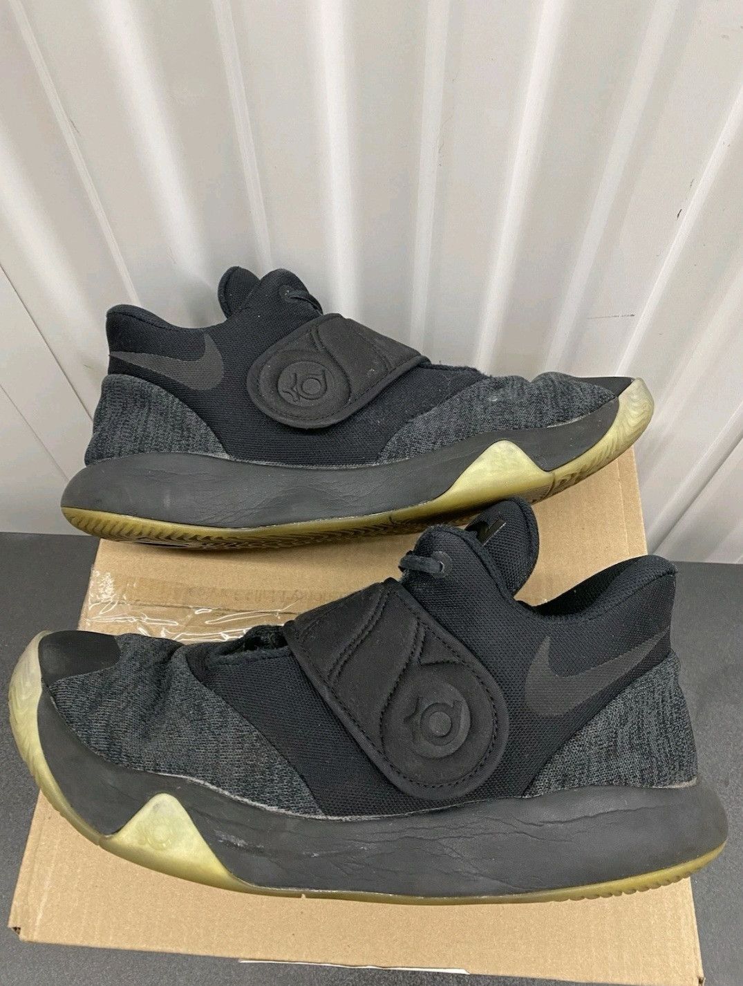 Nike Nike KD Trey V 6 Black Dark Grey AA7067010 Size 11 Men Size US 11 / EU 44 - 2 Thumbnail