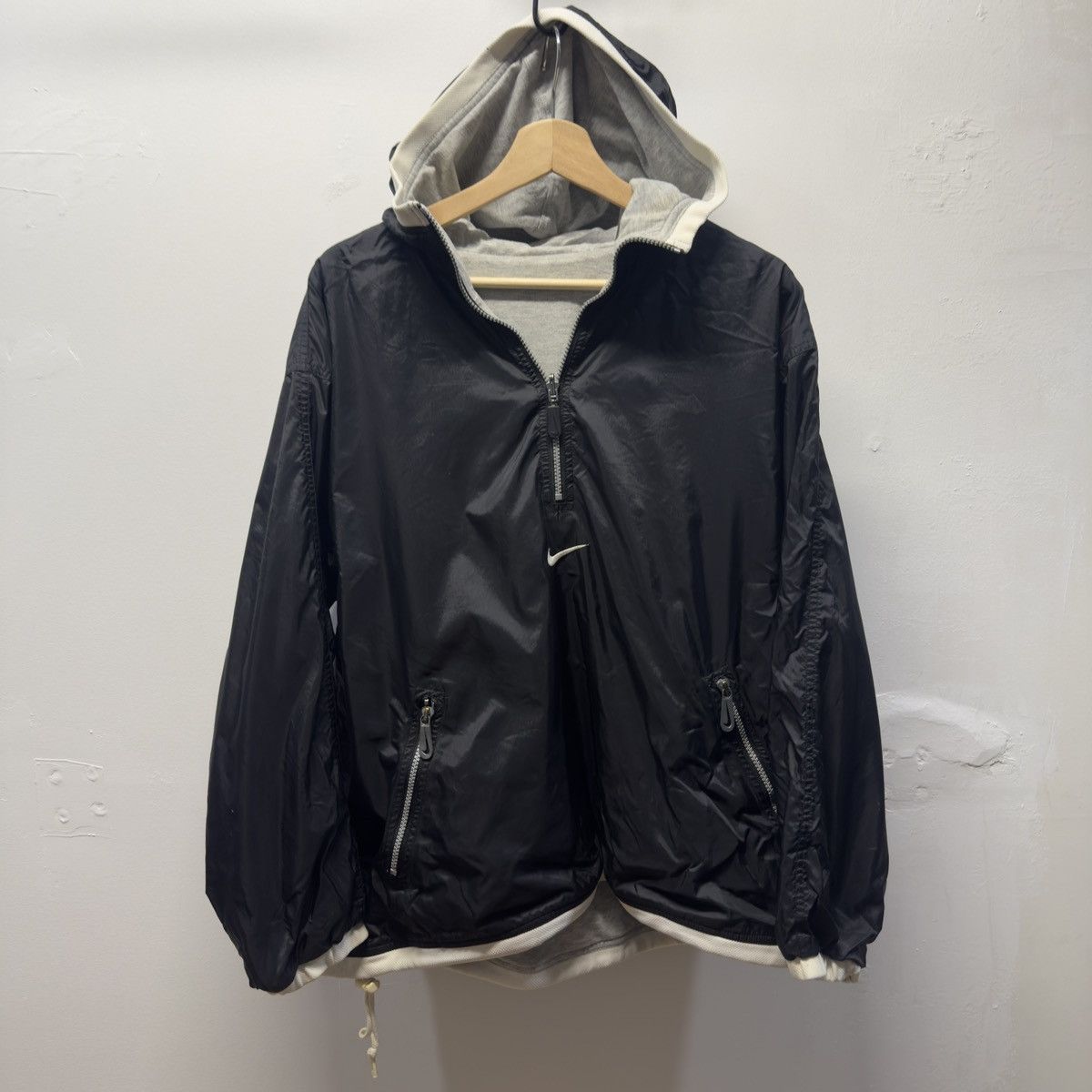 Nike Vintage Nike Reversible Black Nylon Cotton Windbreaker Size US M / EU 48-50 / 2 - 1 Thumbnail
