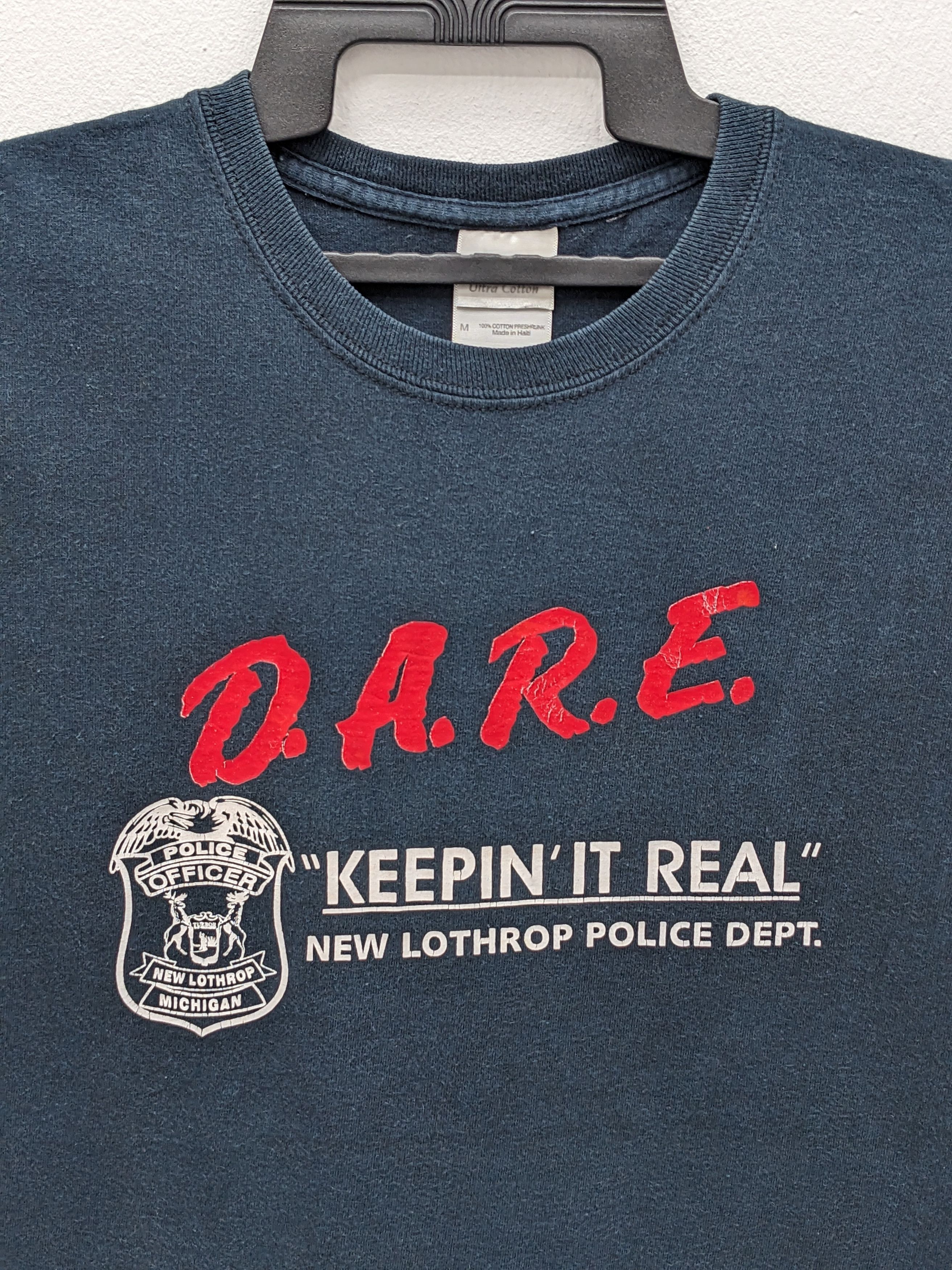 D.A.R.E 🔥LAST DROP BEFORE DELETE🔥 VINTAGE MID MICHIGAN D.A.R.E Size US M / EU 48-50 / 2 - 3 Thumbnail