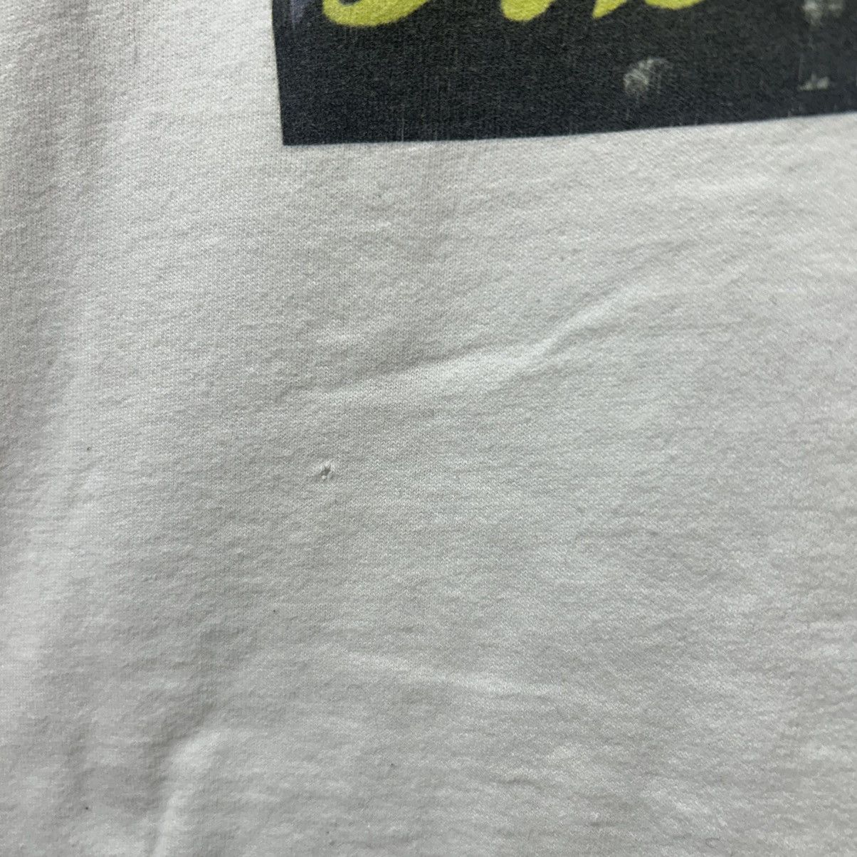 Vintage Vintage 90s J.S. Bach Trippy Earth Space Graphic T Shirt Size US L / EU 52-54 / 3 - 6 Thumbnail