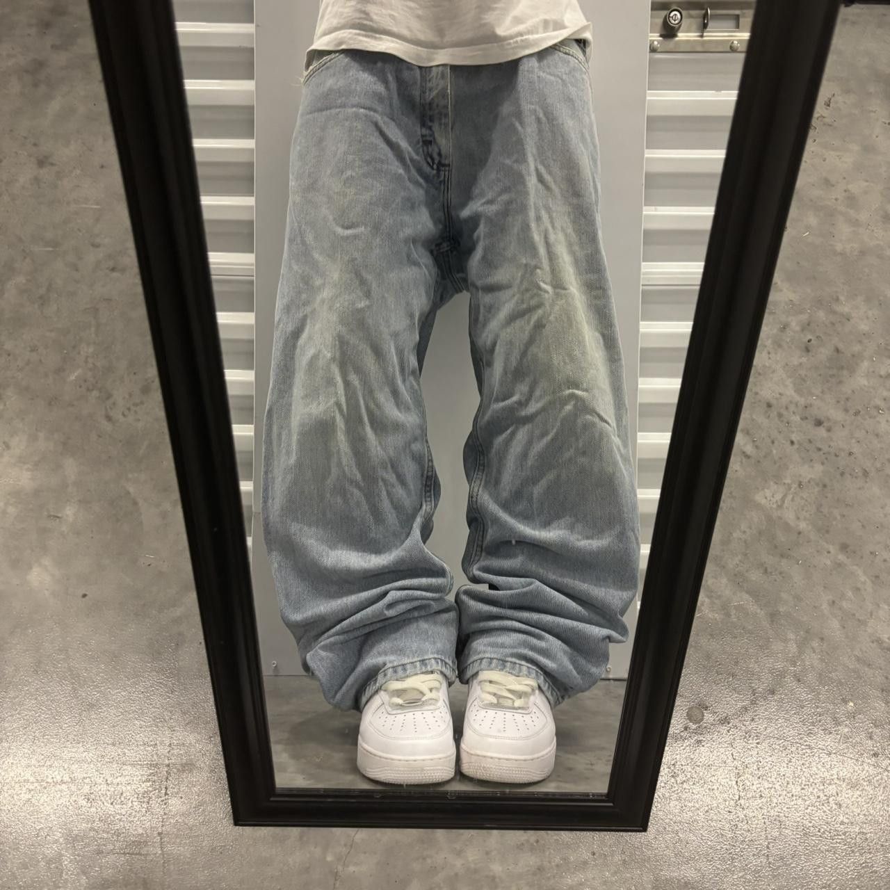 Japanese Brand × Vintage Crazy Vintage Y2K/2000s Baggy Faded Light Wash Essential Denim Jeans! Size US 38 / EU 54 - 1 Thumbnail
