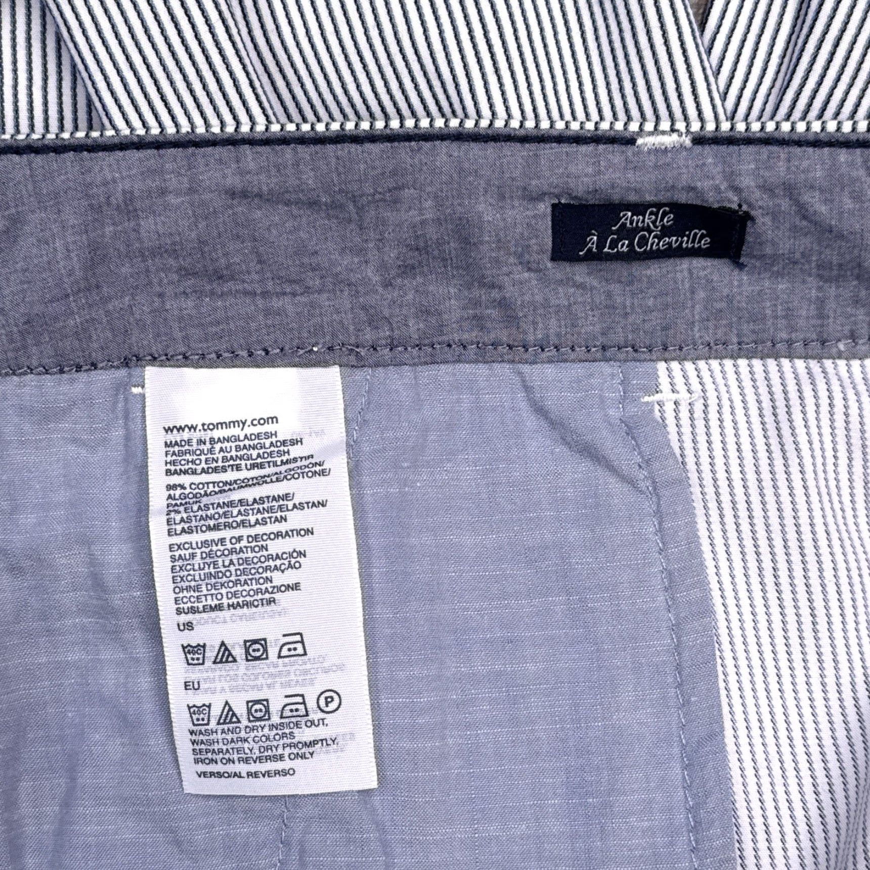 Tommy Hilfiger VINTAGE: OFF? (Note: Original title provided does not indicate vintage.) Size 34" / US 12 / IT 48 - 7 Thumbnail