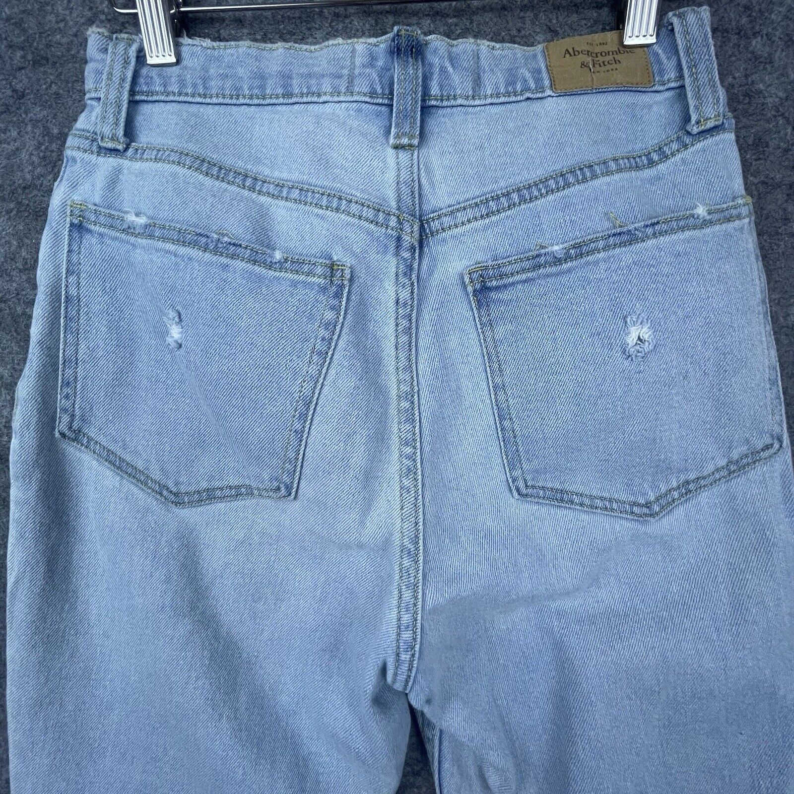 Abercrombie & Fitch Abercrombie & Fitch Jeans Women 26 / 2 Straight Ultra High Size 26" / US 2 / IT 38 - 3 Thumbnail