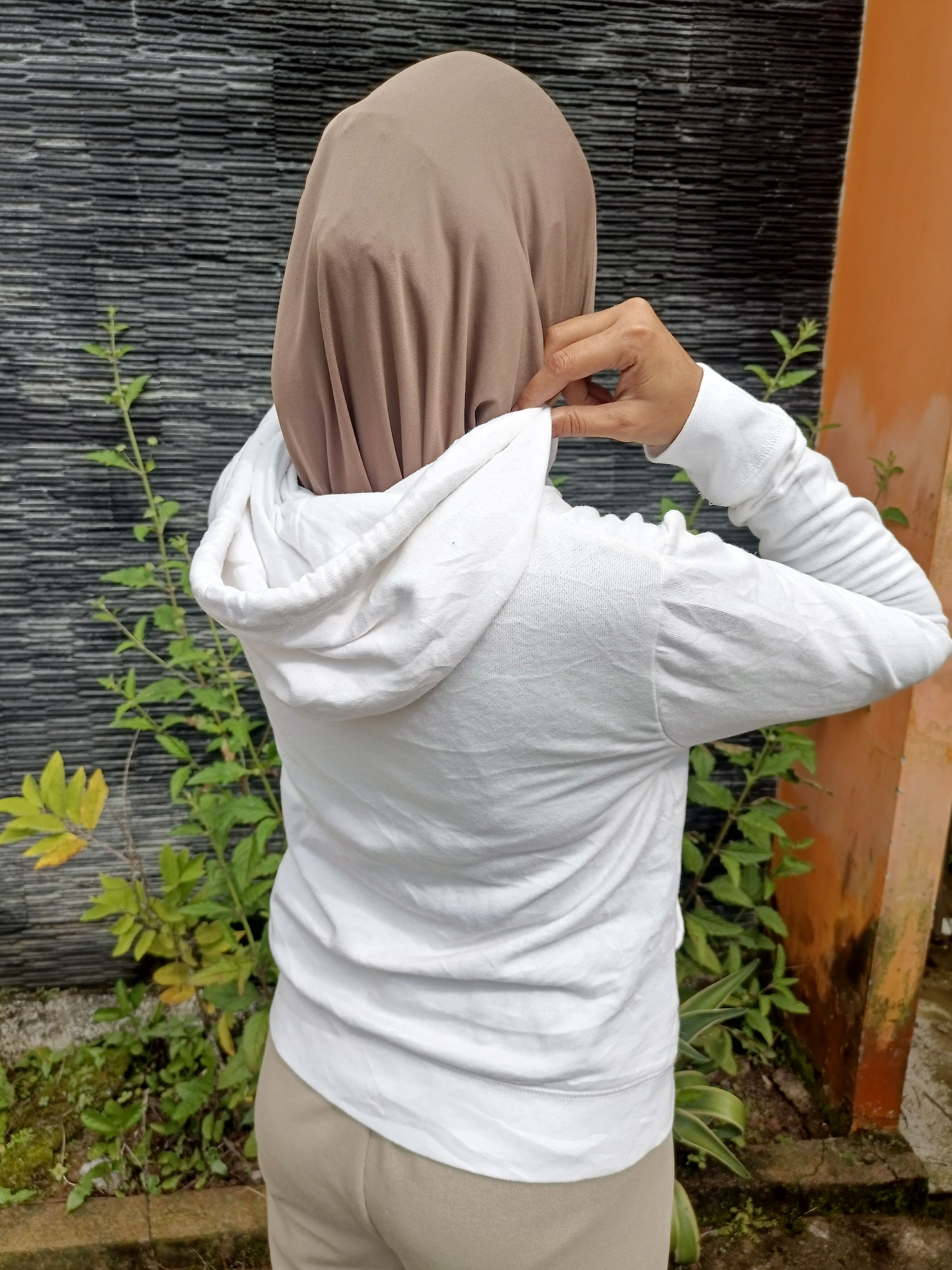 Hollister × Le Grande Bleu (L.G.B.) HOLLISTER CA 🌸 LOS ANGELES WHITE HOODIE Size US M / EU 48-50 / 2 - 21 Thumbnail