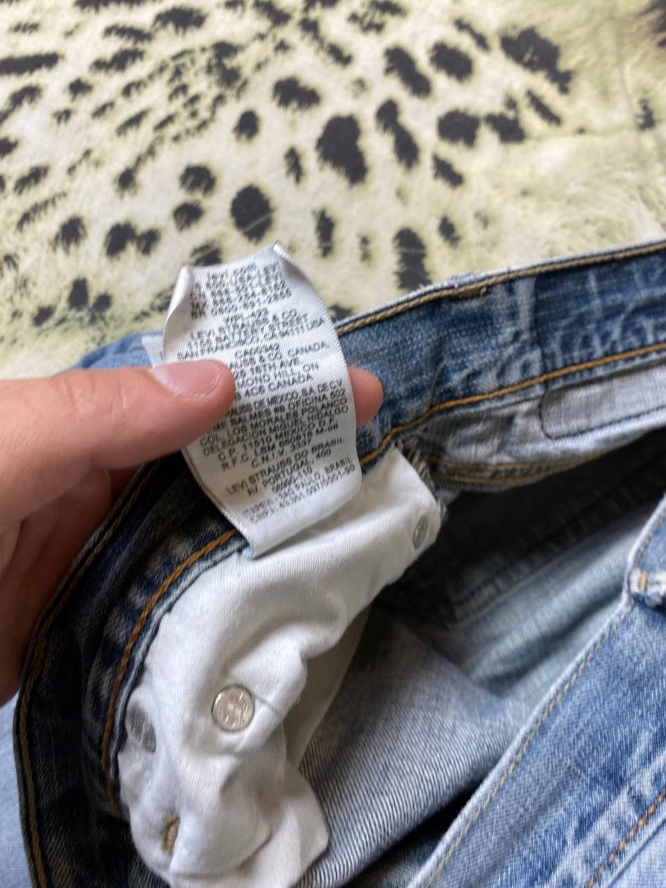 Levi's × Vintage Vintage Levi’s Distressed 505 Jeans Size US 34 / EU 50 - 4 Thumbnail