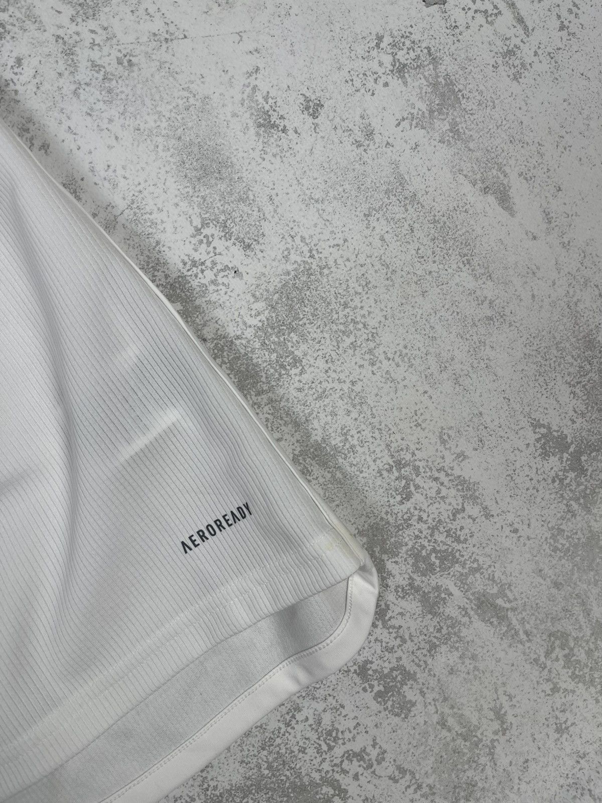Adidas 23/24 Man United Third Kit - AEROREADYTech Minimalist Design Size US M / EU 48-50 / 2 - 4 Thumbnail