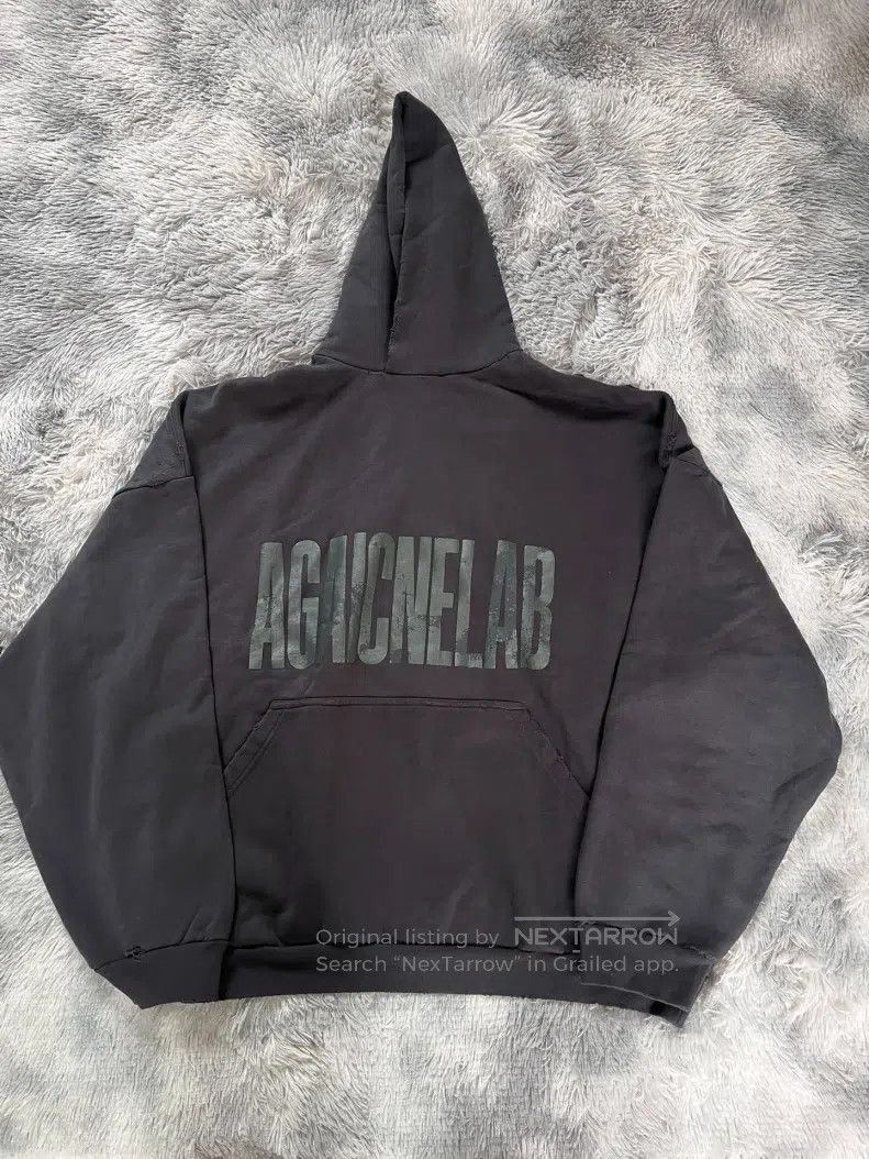 Balenciaga Balenciaga Cracked Print Destroyed Hoodie Tape Hoodie Size US S / EU 44-46 / 1 - 1 Thumbnail