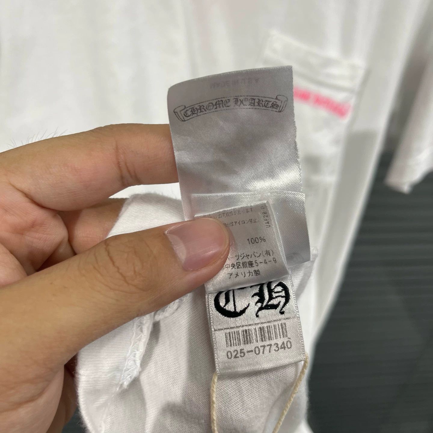 Chrome Hearts Chrome Hearts Pink Pocket Scroll Sanskrit Logo SS Tee L New Size US L / EU 52-54 / 3 - 7 Thumbnail