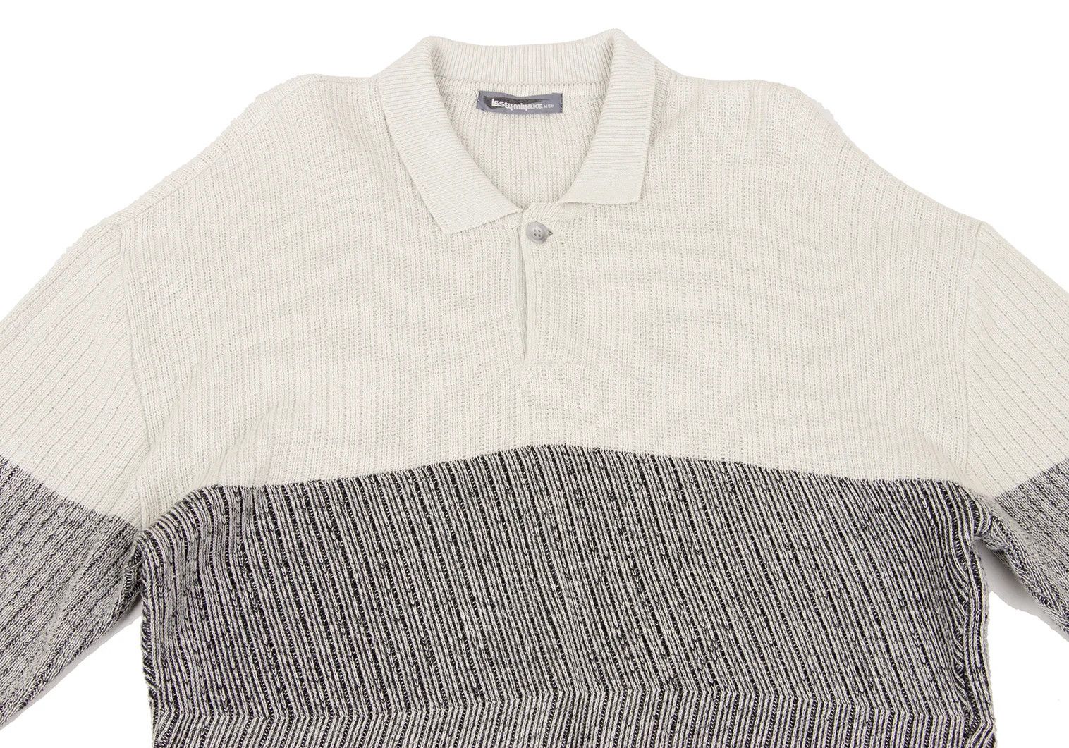 Issey Miyake Zigzag Knit Polo Shirt in Beige and Navy Size US M / EU 48-50 / 2 - 2 Thumbnail