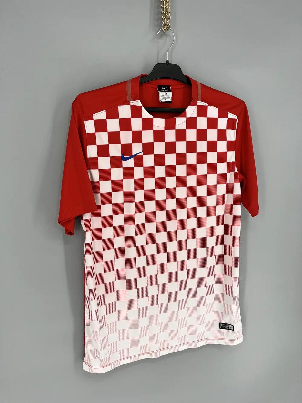 Other Vintage Croatia National Nike Home Euro Soccer Jersey Size US M / EU 48-50 / 2 - 2 Thumbnail
