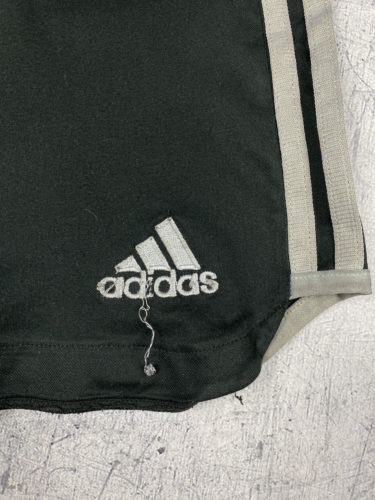 Adidas × Vintage Vintage Adidas New Castle Distressed Soccer Jersey Shorts Size US 32 / EU 48 - 4 Thumbnail