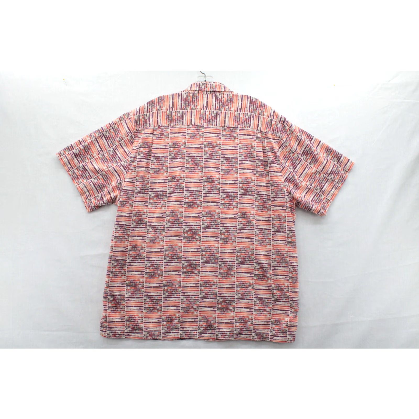 Tommy Bahama VINTAGE Tommy Bahama Island Zone Shirt Men's 2XL Orange Silk Coolmax Tiles Vacation Size US XXL / EU 58 / 5 - 2 Thumbnail