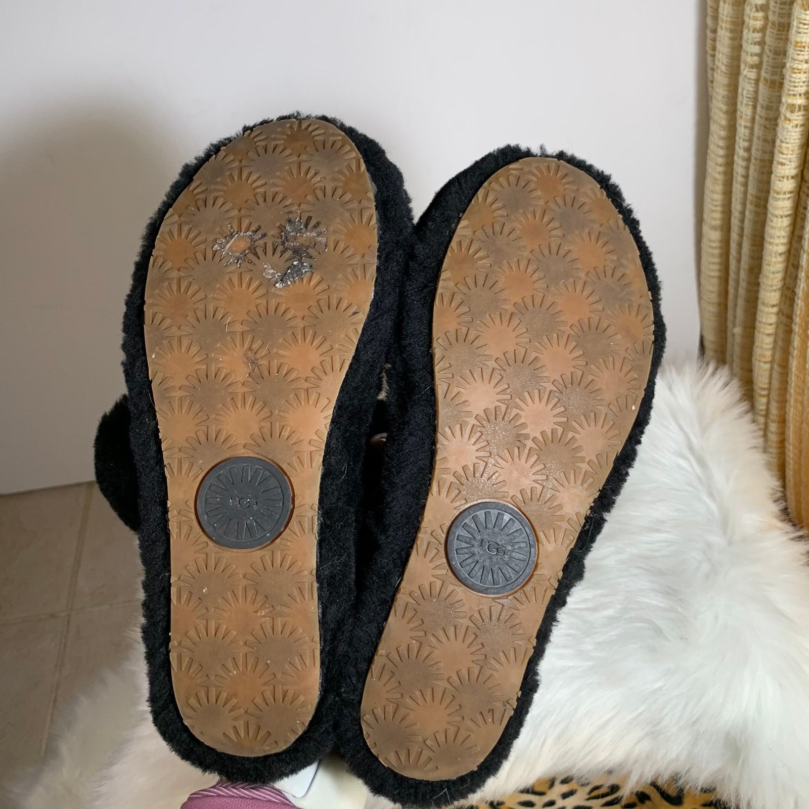 Ugg UGG Oh Yeah double strap flat sandals in black Size 9 Size US 9 / IT 39 - 13 Thumbnail