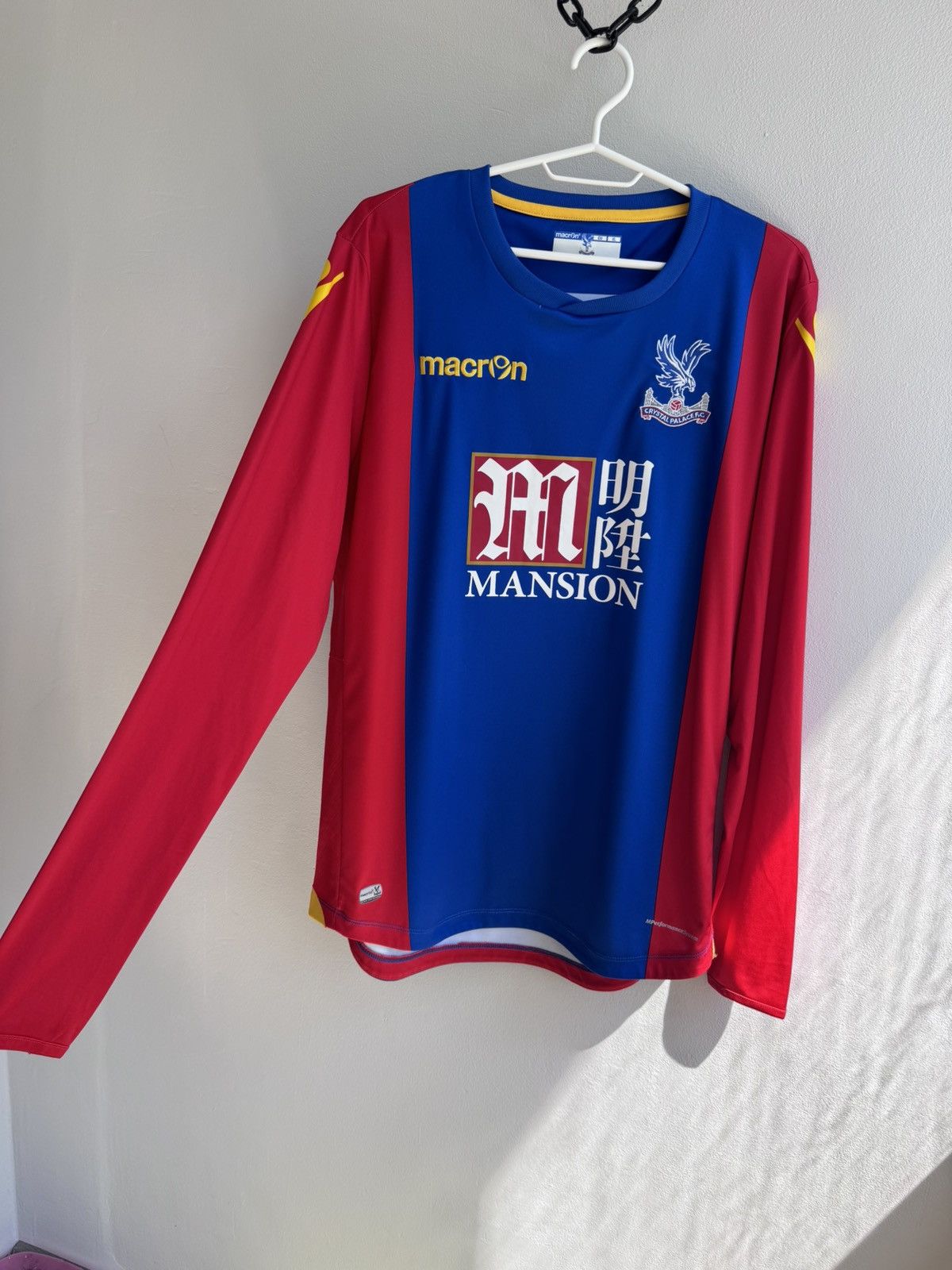 Vintage CRYSTAL PALACE 2016 2017 LONG SLEEVE SHIRT SOCCER JERSEY Size US XL / EU 56 / 4 - 8 Thumbnail