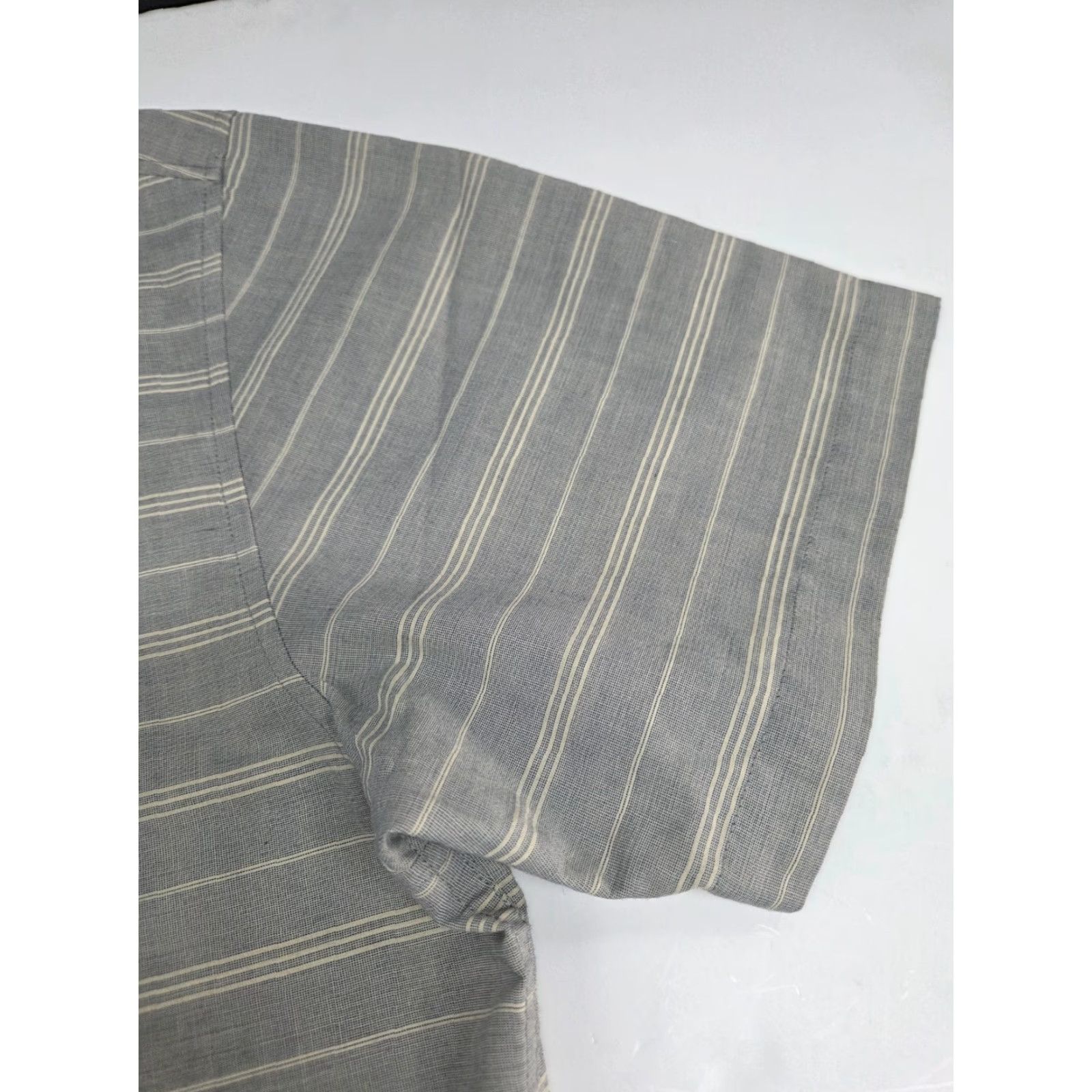 RVCA RVCA Mens Short Sleeve Button Up Shirt Slim Pocket Beige/Grey Striped XL Size US XL / EU 56 / 4 - 7 Thumbnail