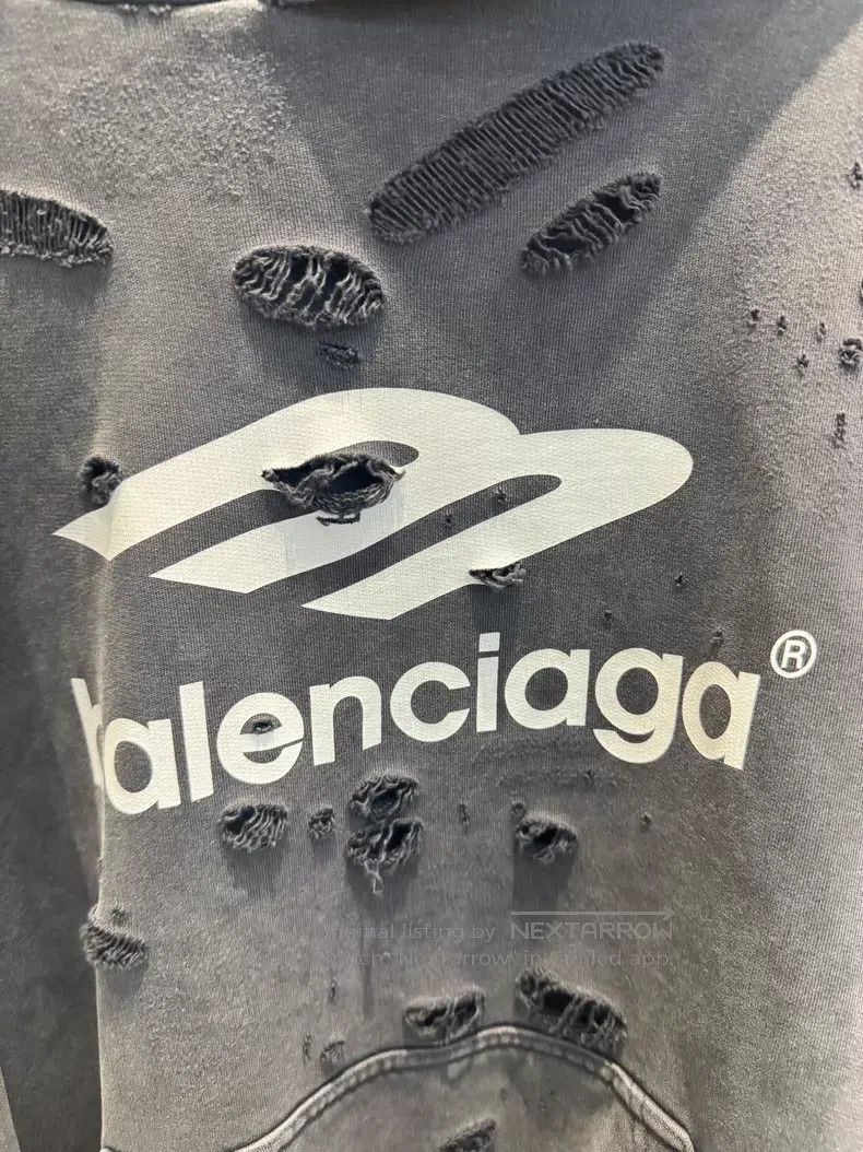 Balenciaga Balenciaga 3B Water Wash Distressed Hoodie Size US S / EU 44-46 / 1 - 3 Thumbnail