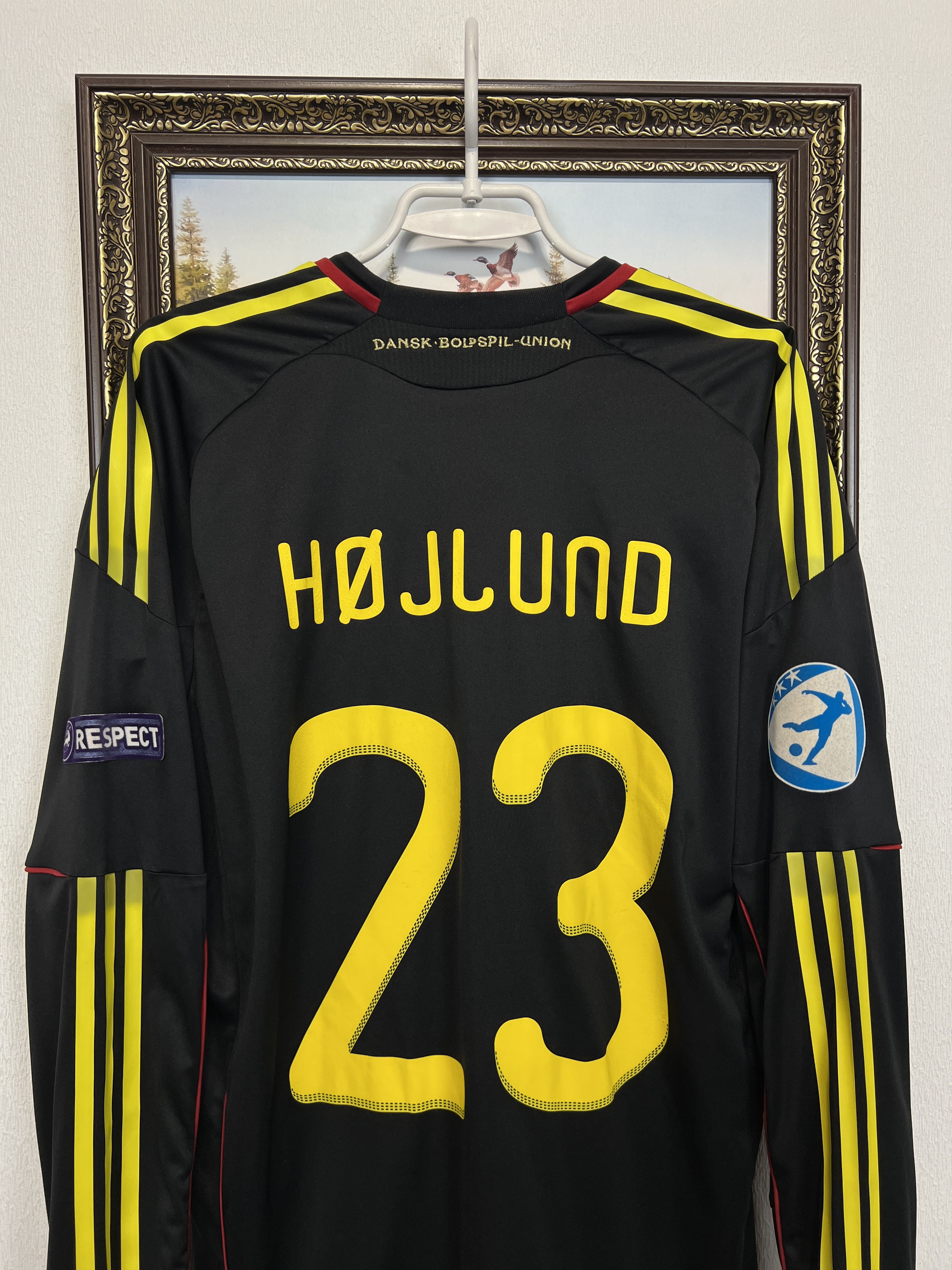 Adidas Denmark Goalkeeper shirt Nicklas Hojlund Match Worn Jersey Size US L / EU 52-54 / 3 - 12 Thumbnail