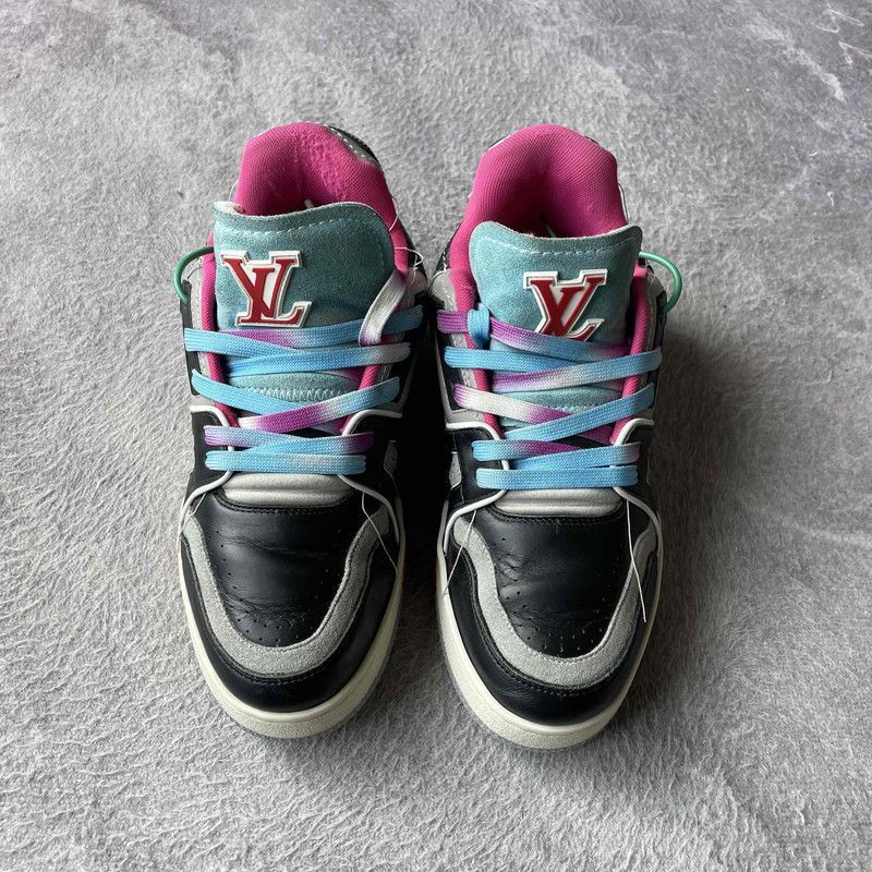 Louis Vuitton Louis Vuitton Sporty Low-Top Trainer Sneakers - Size US 6.5 / EU 39-40 - 2 Thumbnail