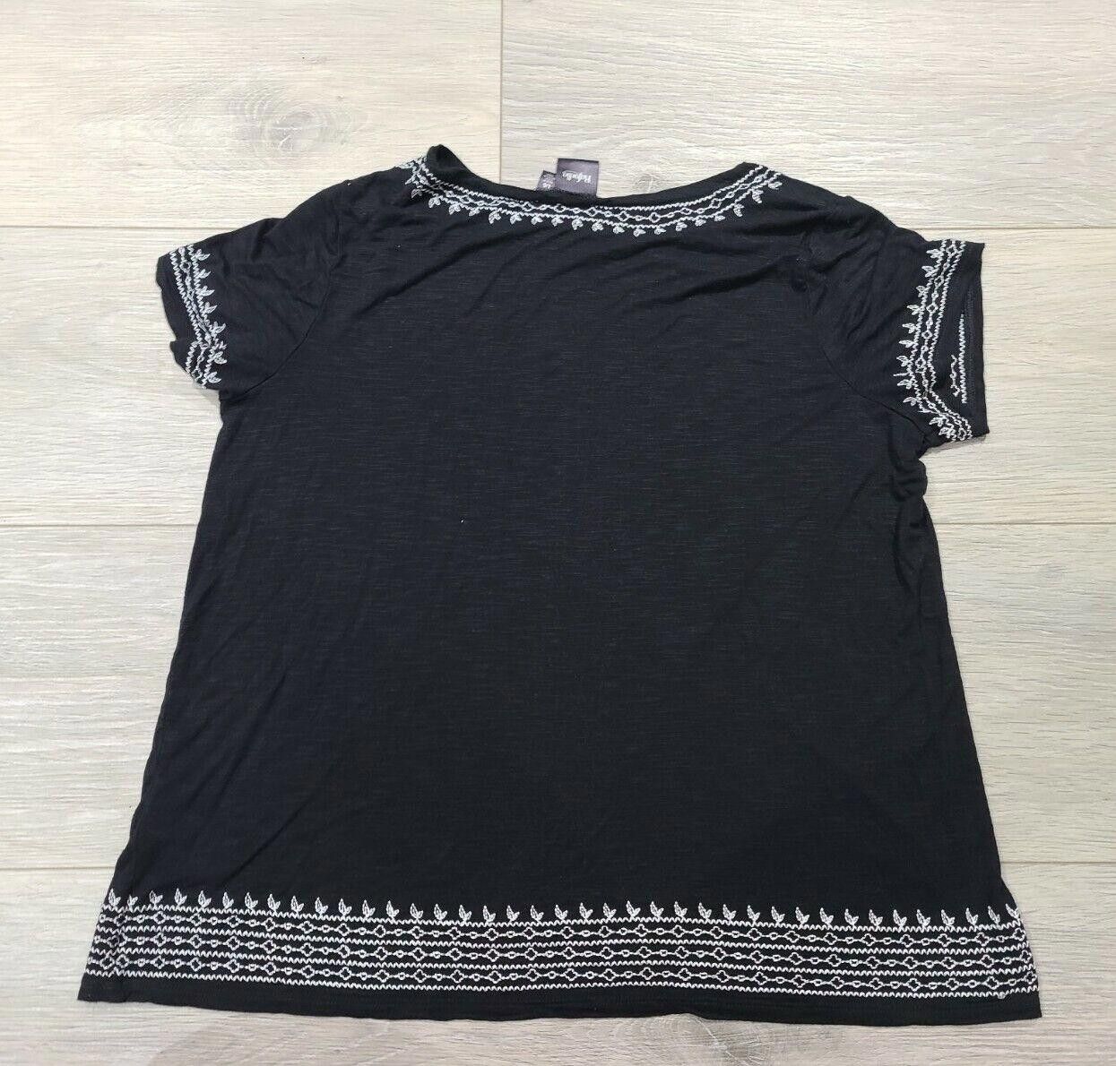 Other Rafaella Large Top Black White Embroidered Short Sleeve Size L / US 10 / IT 46 - 2 Thumbnail