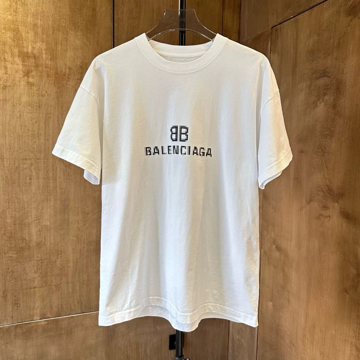 Balenciaga Balenciaga Retro White T-Shirt S Men Size US S / EU 44-46 / 1 - 1 Thumbnail