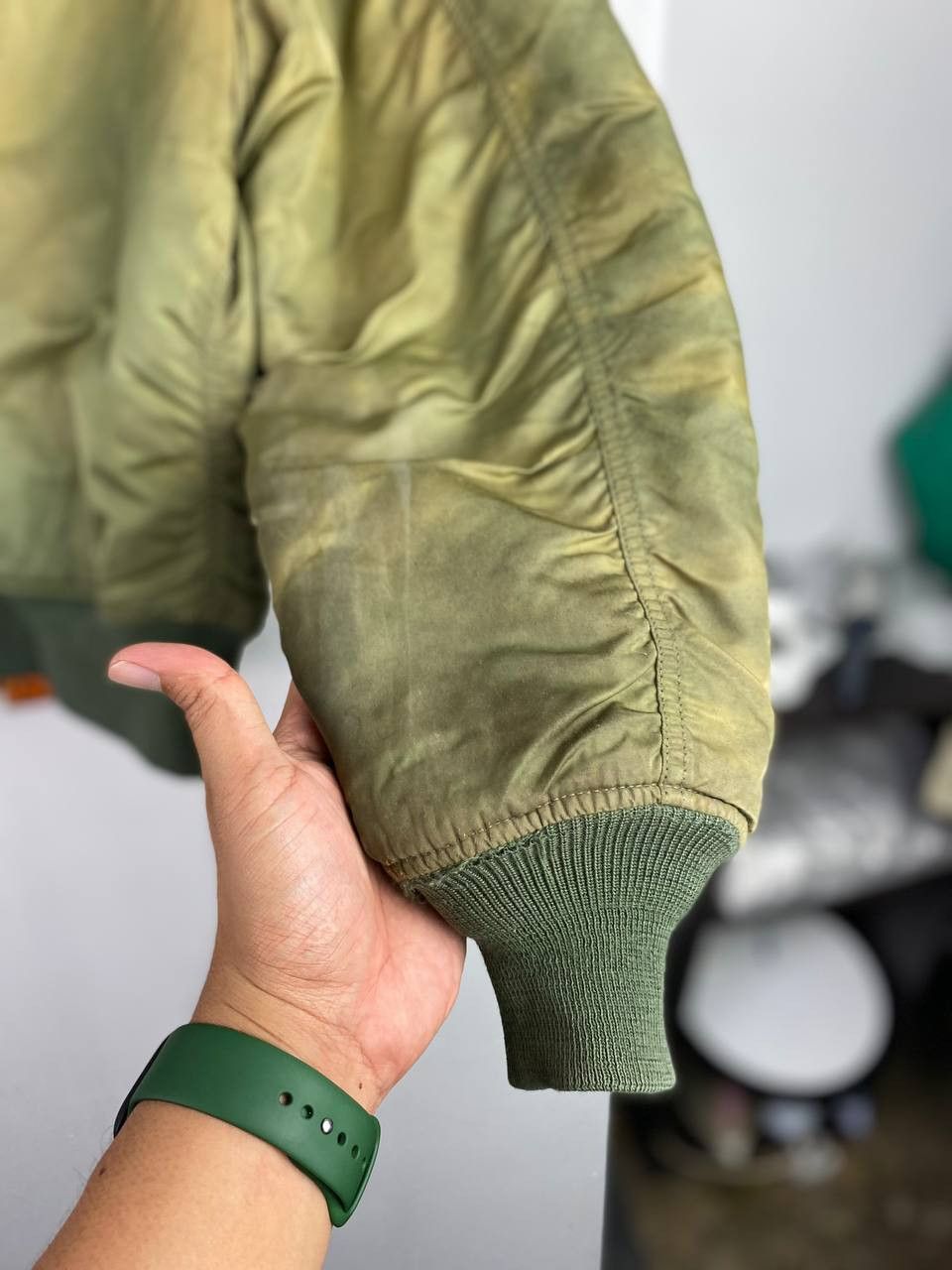 Alpha Industries alpha industries thrashed bomber jacket Size US L / EU 52-54 / 3 - 16 Thumbnail