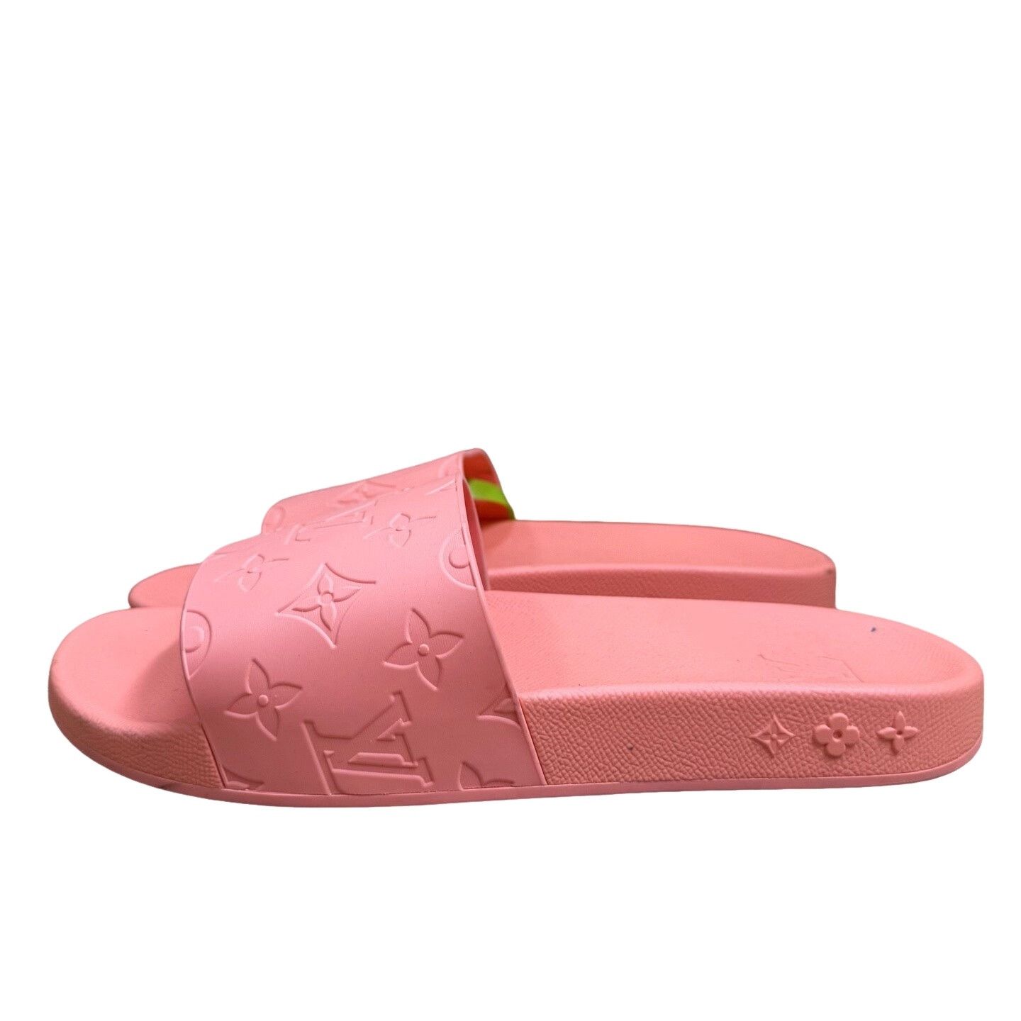 Louis Vuitton Louis Vuitton Waterfront Monogram Slides Size 8 Size US 8 / EU 41 - 1 Thumbnail