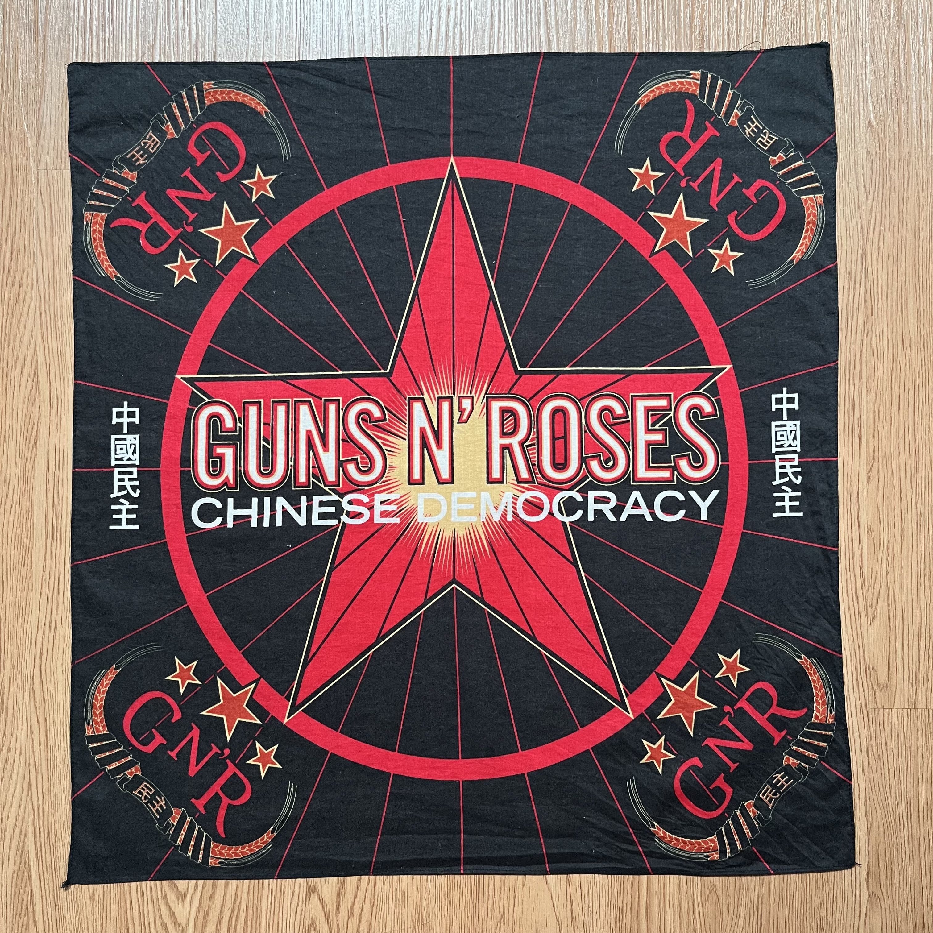 Vintage Gun N Roses Chinese democracy Handkerchief Size ONE SIZE - 1 Thumbnail