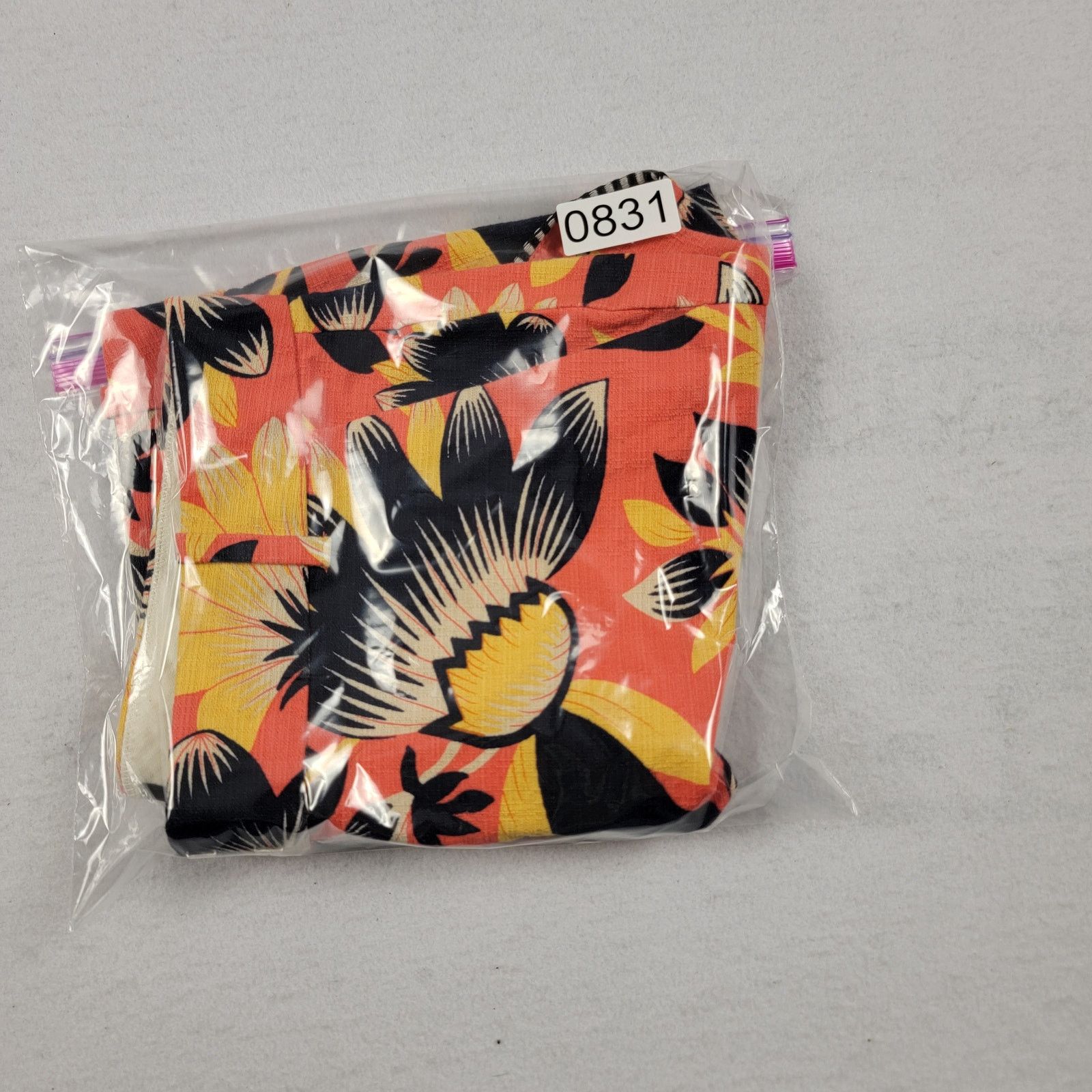 J.Crew J Crew Women Hibiscus Flora Shorts Sz 00 Orange/Black/Yellow Size 24" / US 00 / IT 34 - 6 Thumbnail
