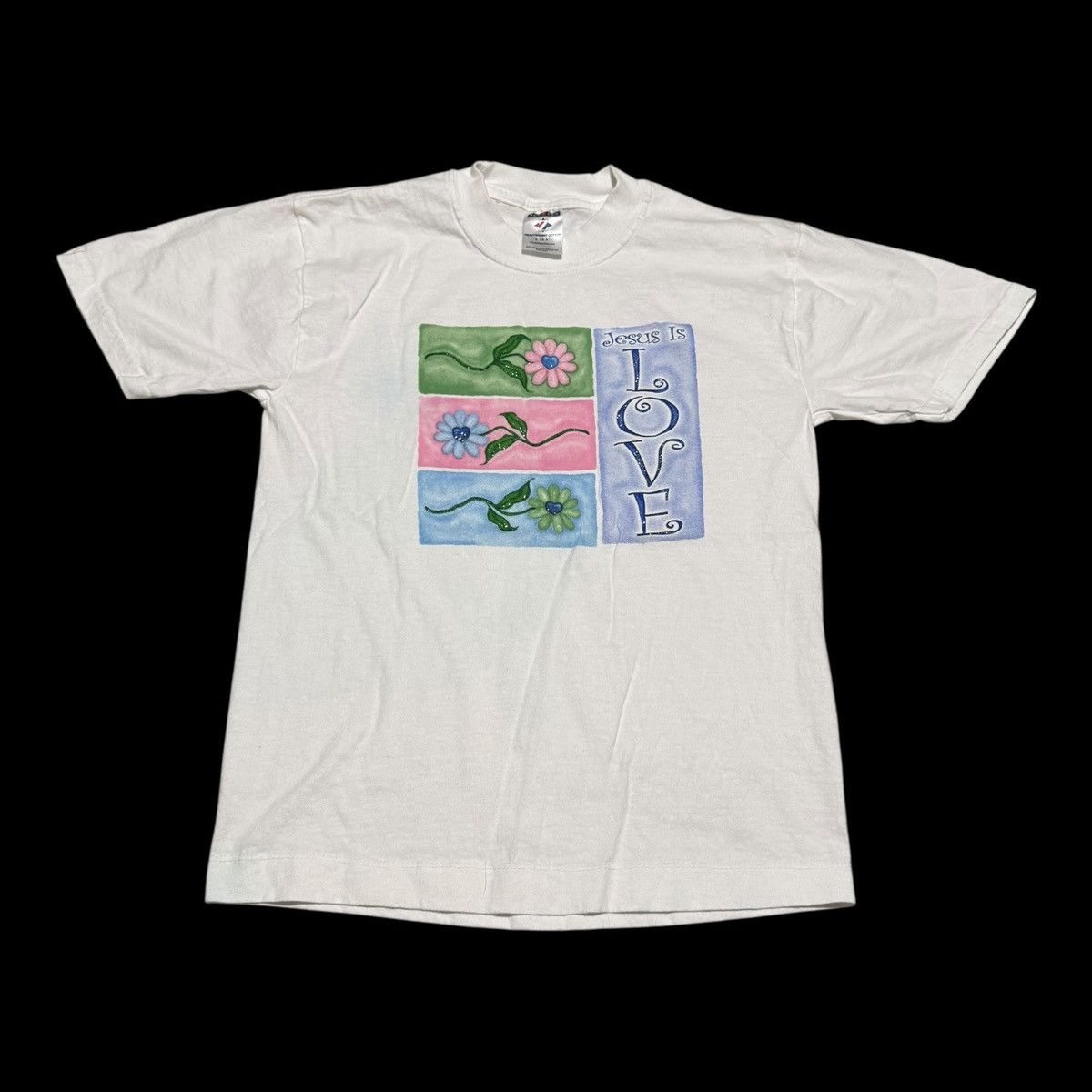 Jerzees Vintage Jesus is Love Floral White Religion Shirt Women's S Size US S / EU 44-46 / 1 - 1 Thumbnail