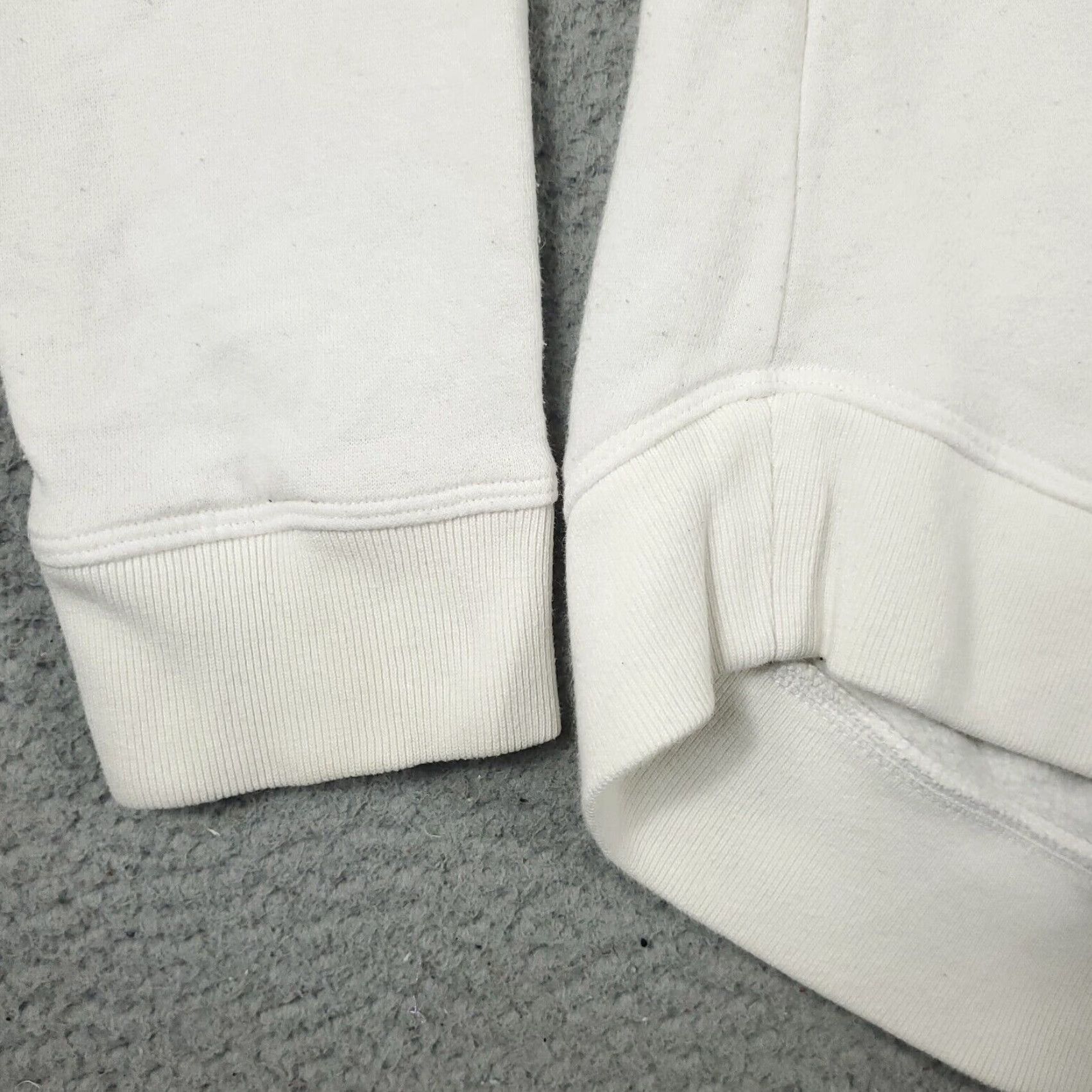 Under Armour Under Armour Hoodie Womens Large White Pullover Sweatshirt Mock Neck Logo Pockets All Seasons Regular Fit Sports Vintage: No Size L / US 10 / IT 46 - 4 Thumbnail