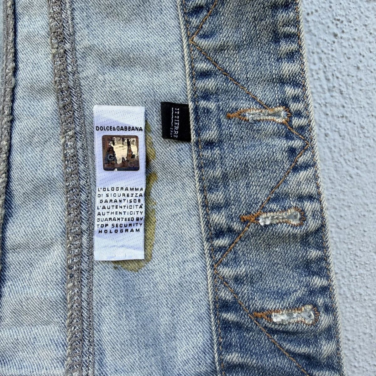 Dolce & Gabbana D&G Distressed Denim Jacket Light Wash Vintage Size XS / US 0-2 / IT 36-38 - 20 Thumbnail