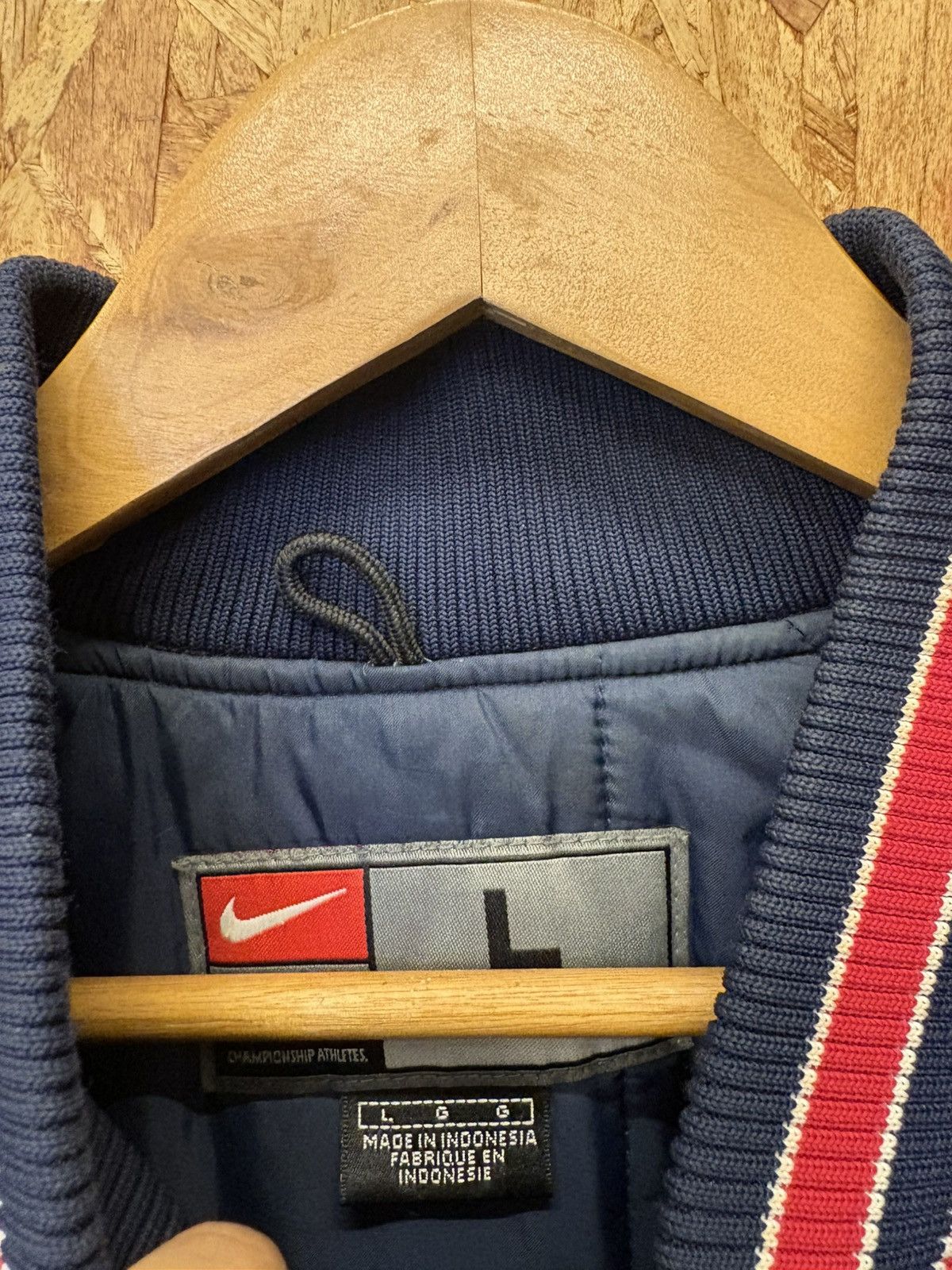 Nike Vintage Nike MLB Boston Varsity Jacket 🔥 Size US XL / EU 56 / 4 - 3 Thumbnail