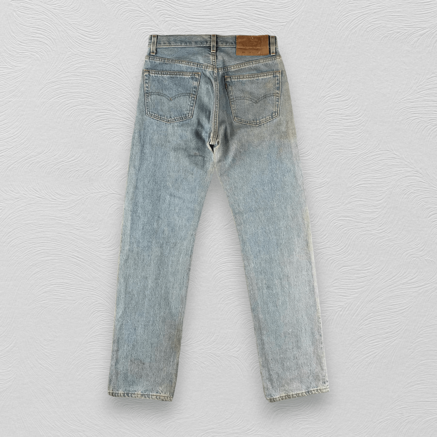 Levi's Vintage 90s Levis Jeans Medium Wash Denim KJ2902 Size US 31 - 2 Thumbnail