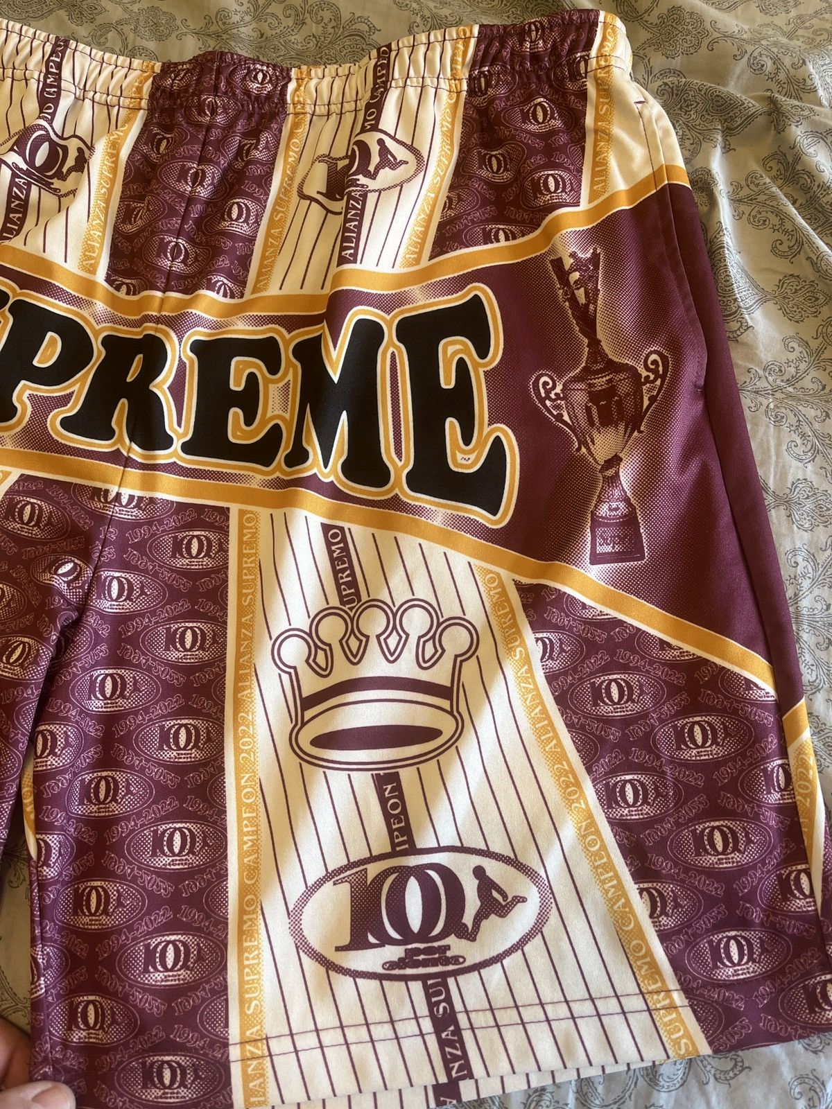 Supreme Supreme ‘por ciento’ FW 22 soccer short Size US 34 / EU 50 - 3 Thumbnail
