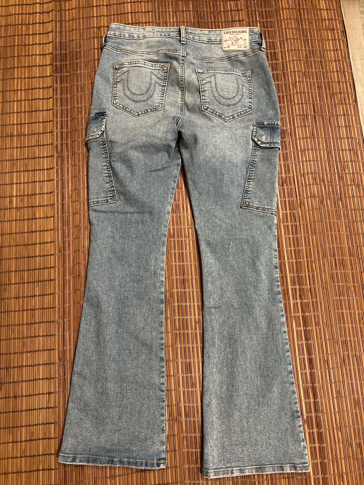 True Religion True Religion light blue denim cargo bootcut jean NWOT Size 30" / US 8 / IT 44 - 5 Thumbnail