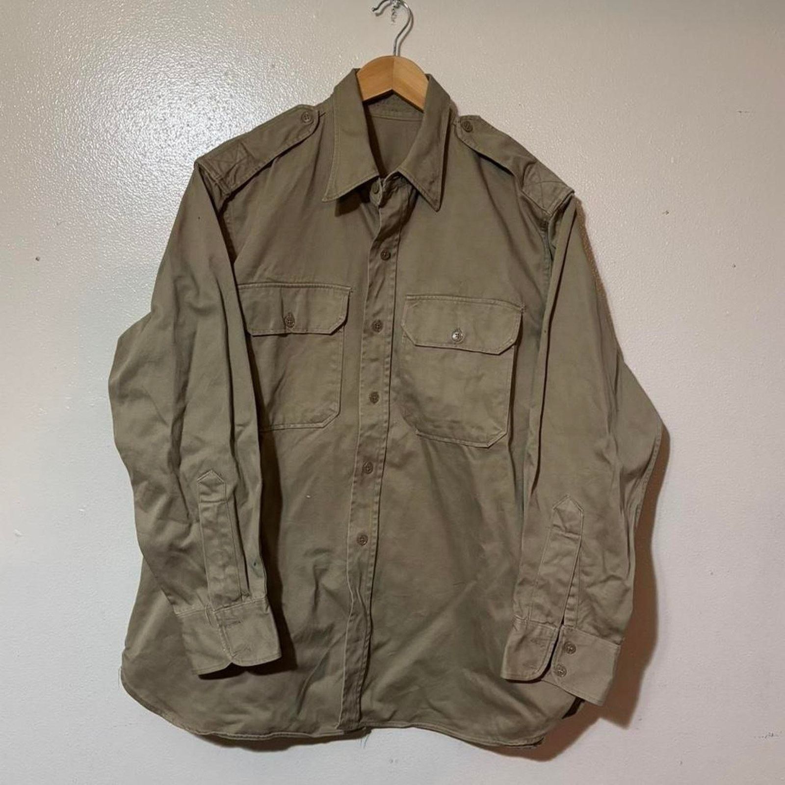 Other Vintage 1966 U.S. Army Cold War Military Button Down Shirt Size US L / EU 52-54 / 3 - 1 Thumbnail