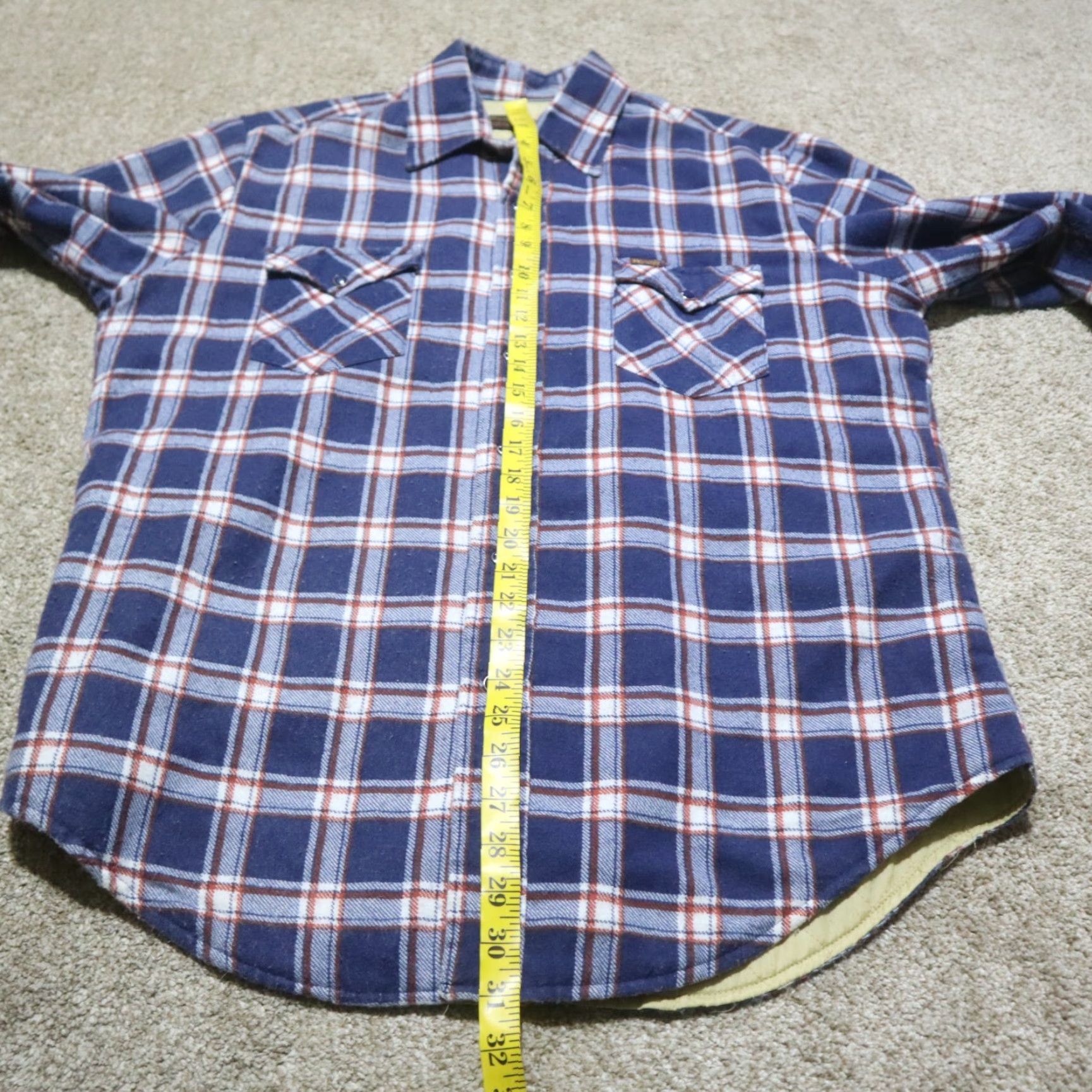 Wrangler VINTAGE Wrangler Coat Shirt Mens Large Blue Plaid Insulated Snap Button 46 Chest Fall Winter Fashion Workwear Size US L / EU 52-54 / 3 - 7 Thumbnail