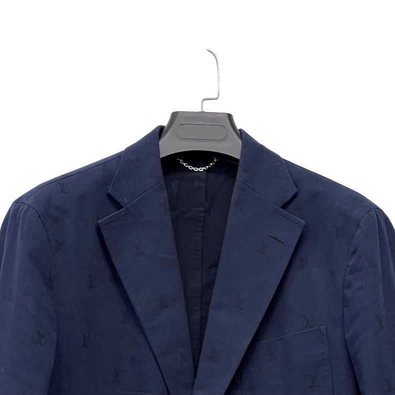 Louis Vuitton Louis Vuitton 24 Tyler Signature Navy Full Print blazer Size 54R - 4 Thumbnail