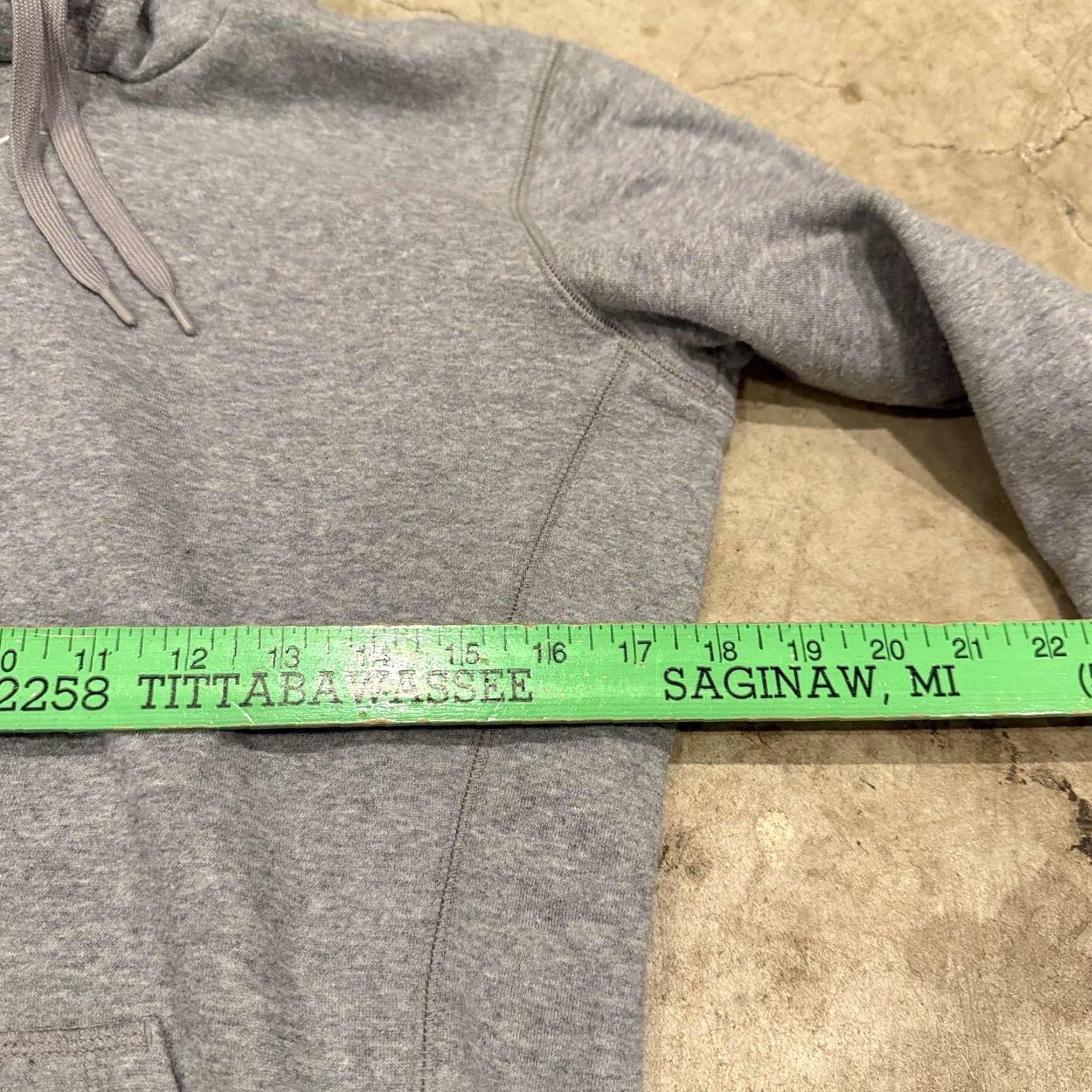 Nike Nike Hoodie Women’s Small Gray Oversized Fleece Center Swoosh Pullover Sportswear Hoodie Pullover Women’s Small Gray Nike Sportswear Logo Size S / US 4 / IT 40 - 5 Thumbnail